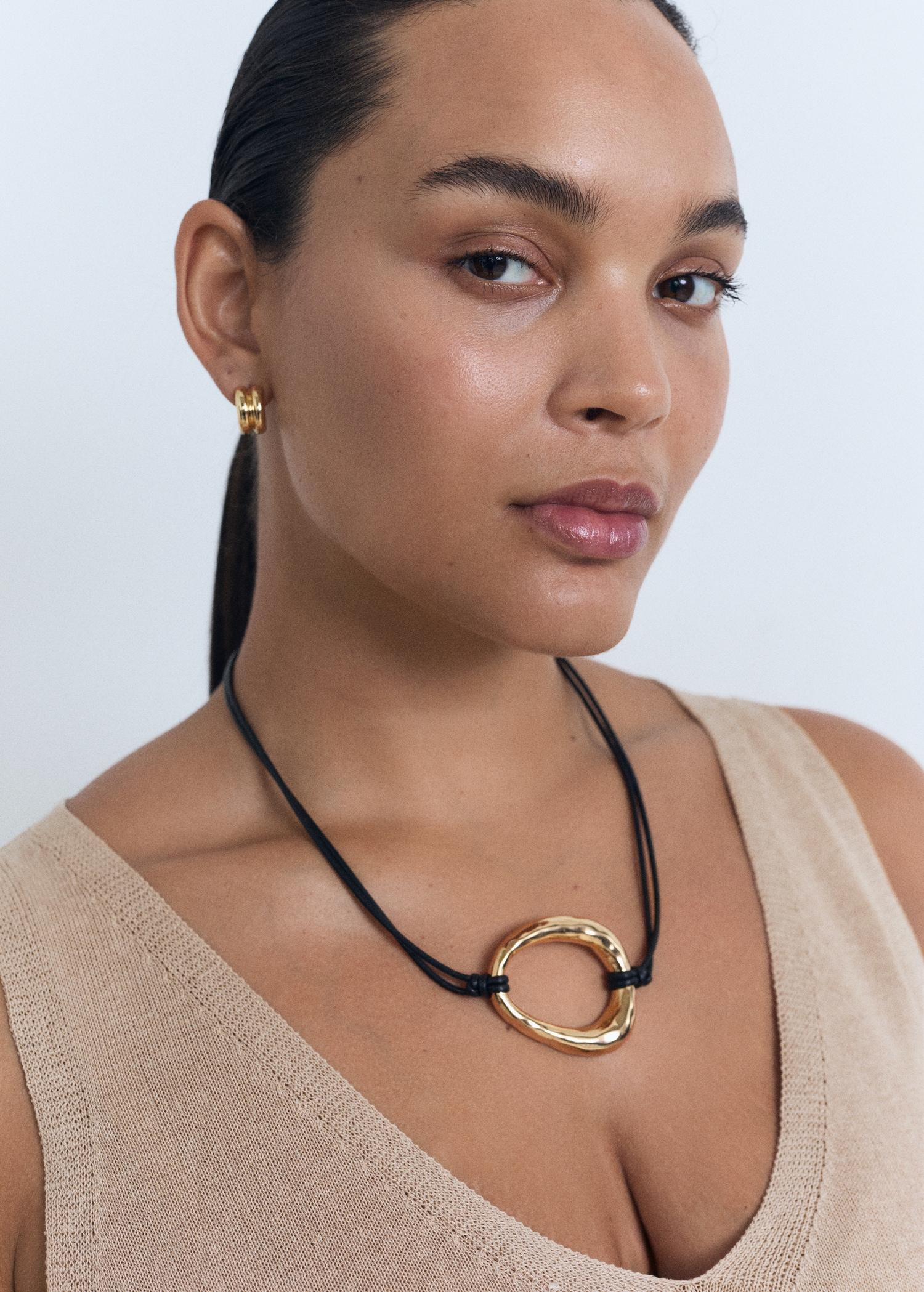 V-neck knit top - Women | MANGO USA Product Image