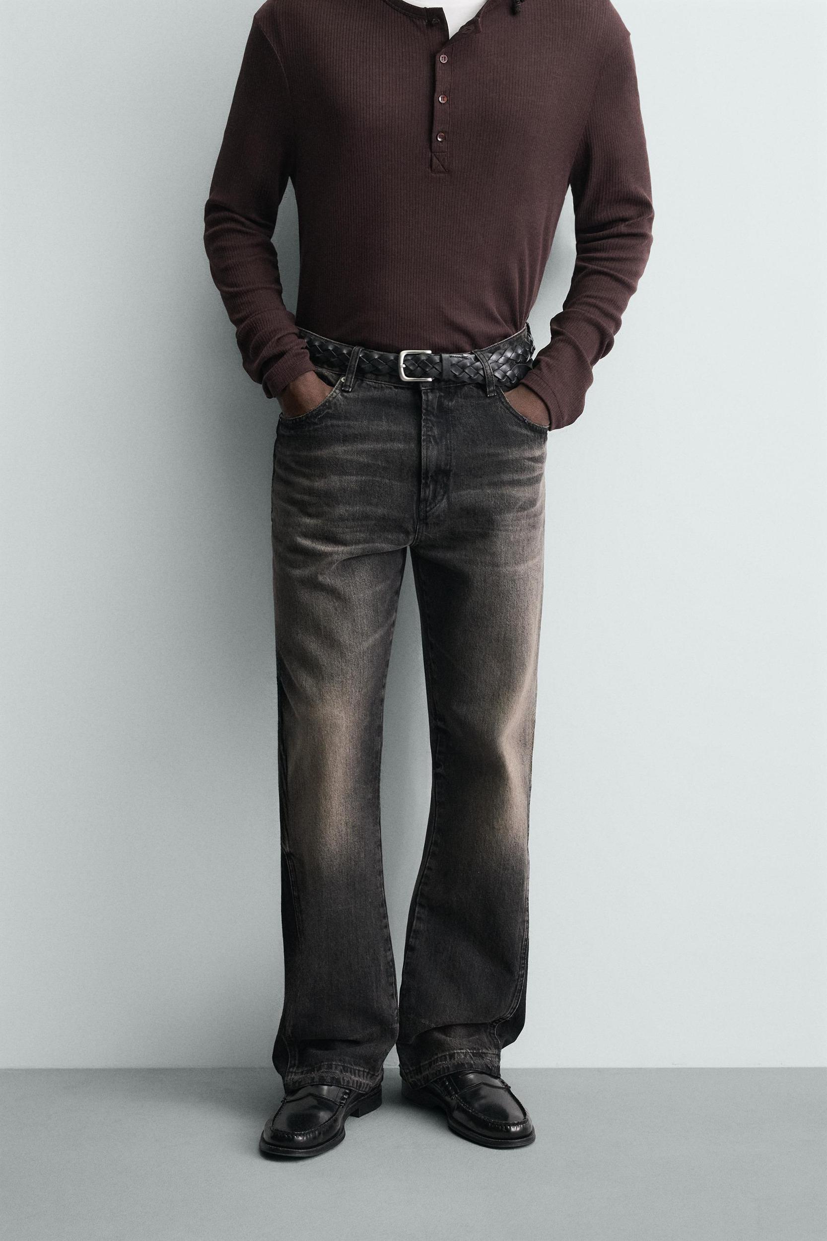 FLARE FIT JEANS Product Image