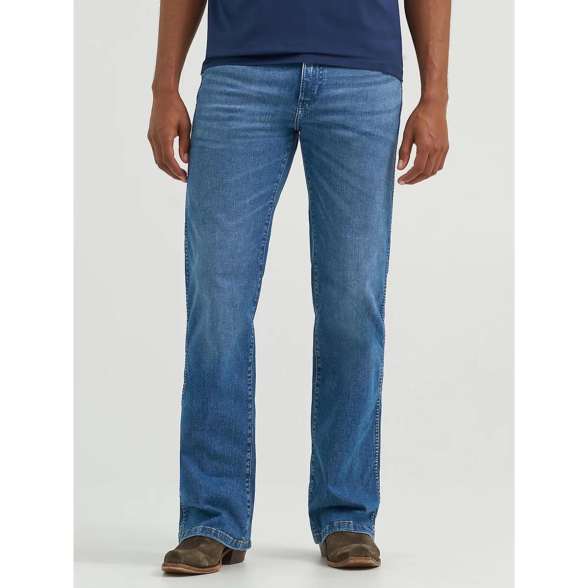 Men's Loose Bootcut Jean in Nightfall Product Image