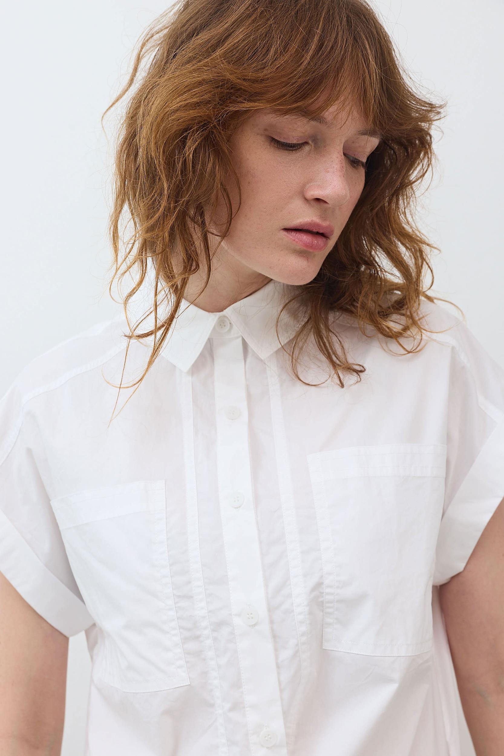 Short Sleeve Poplin Button Down Blouse Product Image