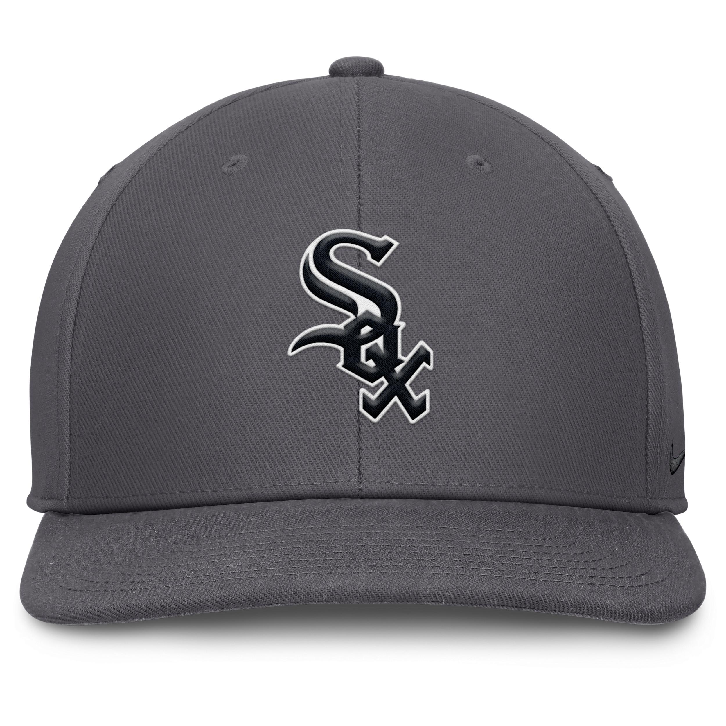 Men's Nike Gray Chicago White Sox Pro Performance Snapback Hat,  Product Image