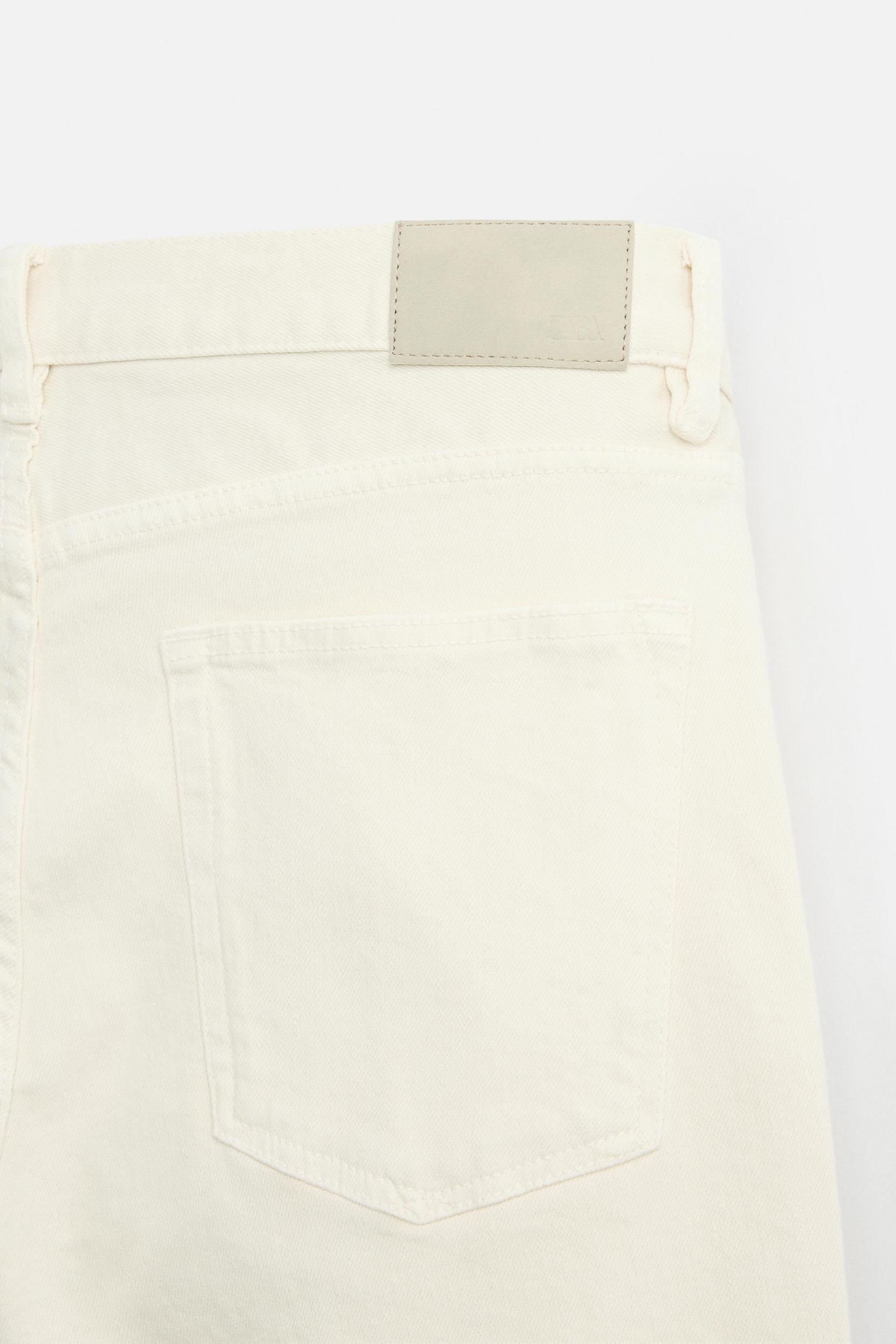 SLIM FIT JEANS Product Image