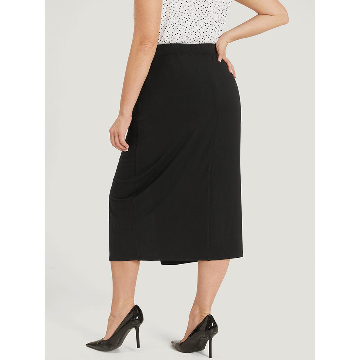 Plus Size Plain Twist Front Split Hem Midi Skirt Women Black Office Plain Low stretch Work Skirts BloomChic 30/6X Product Image