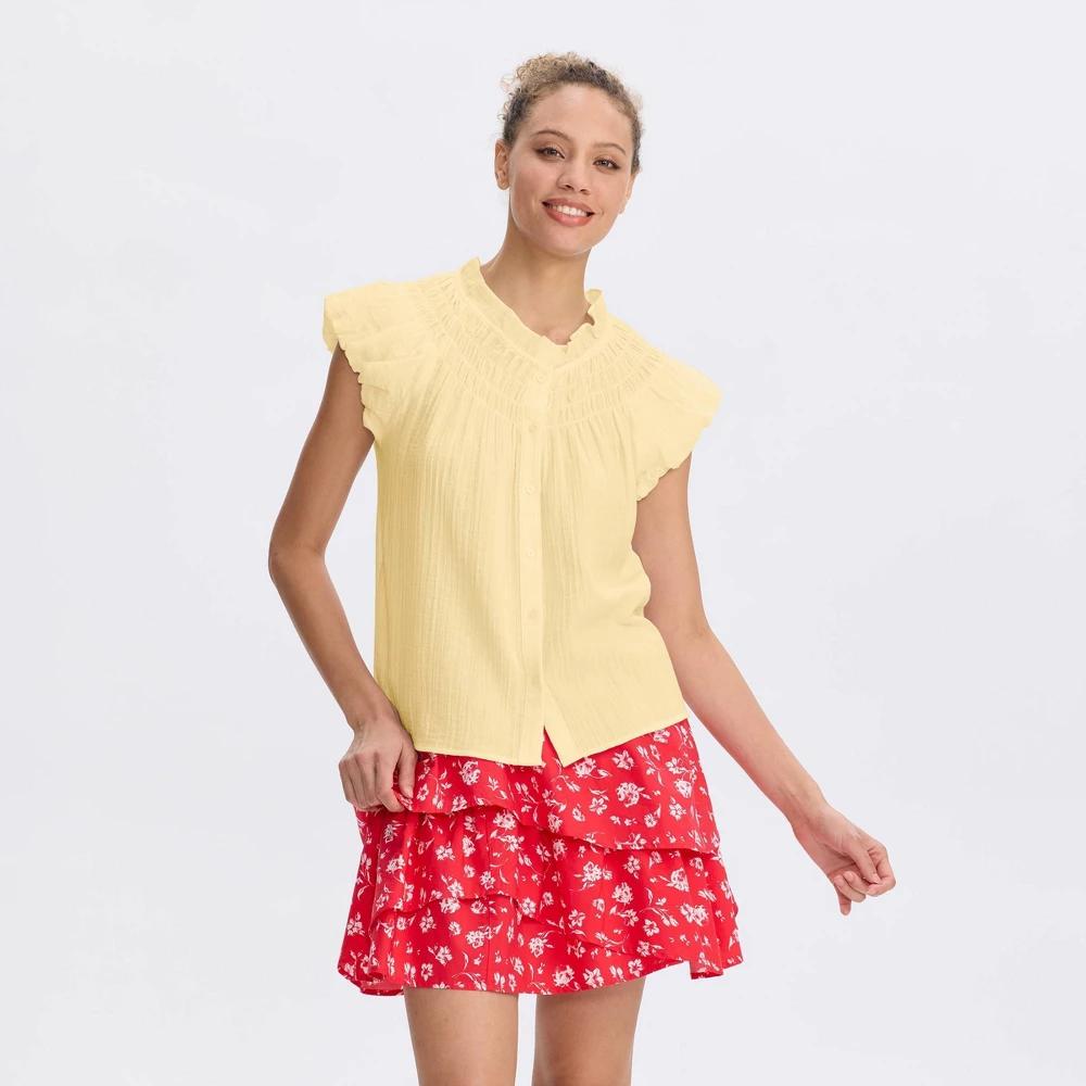 Women's Smocked Puff Short Sleeve Button-Front Blouse - Universal Thread™ Orange L Product Image