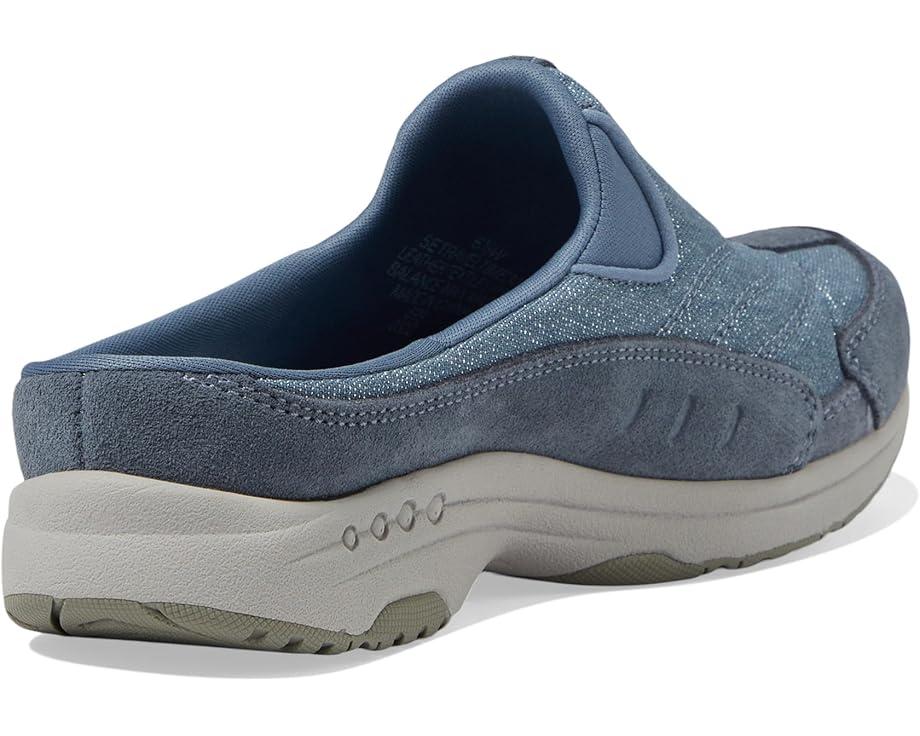 Women's Easy Spirit Traveltime 303 Product Image