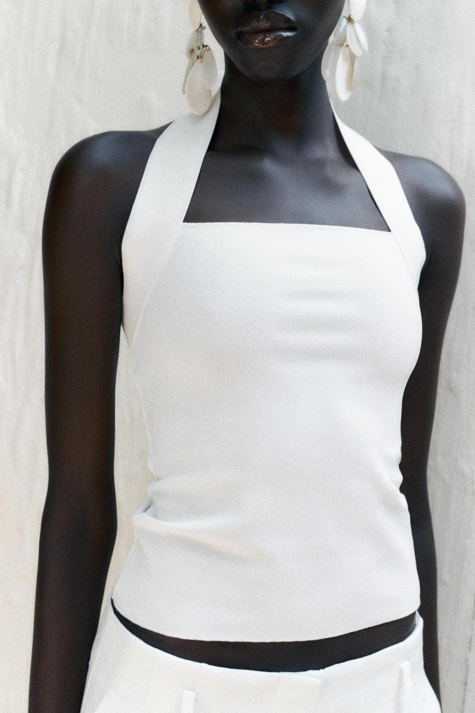 STRETCH HALTER TOP Product Image