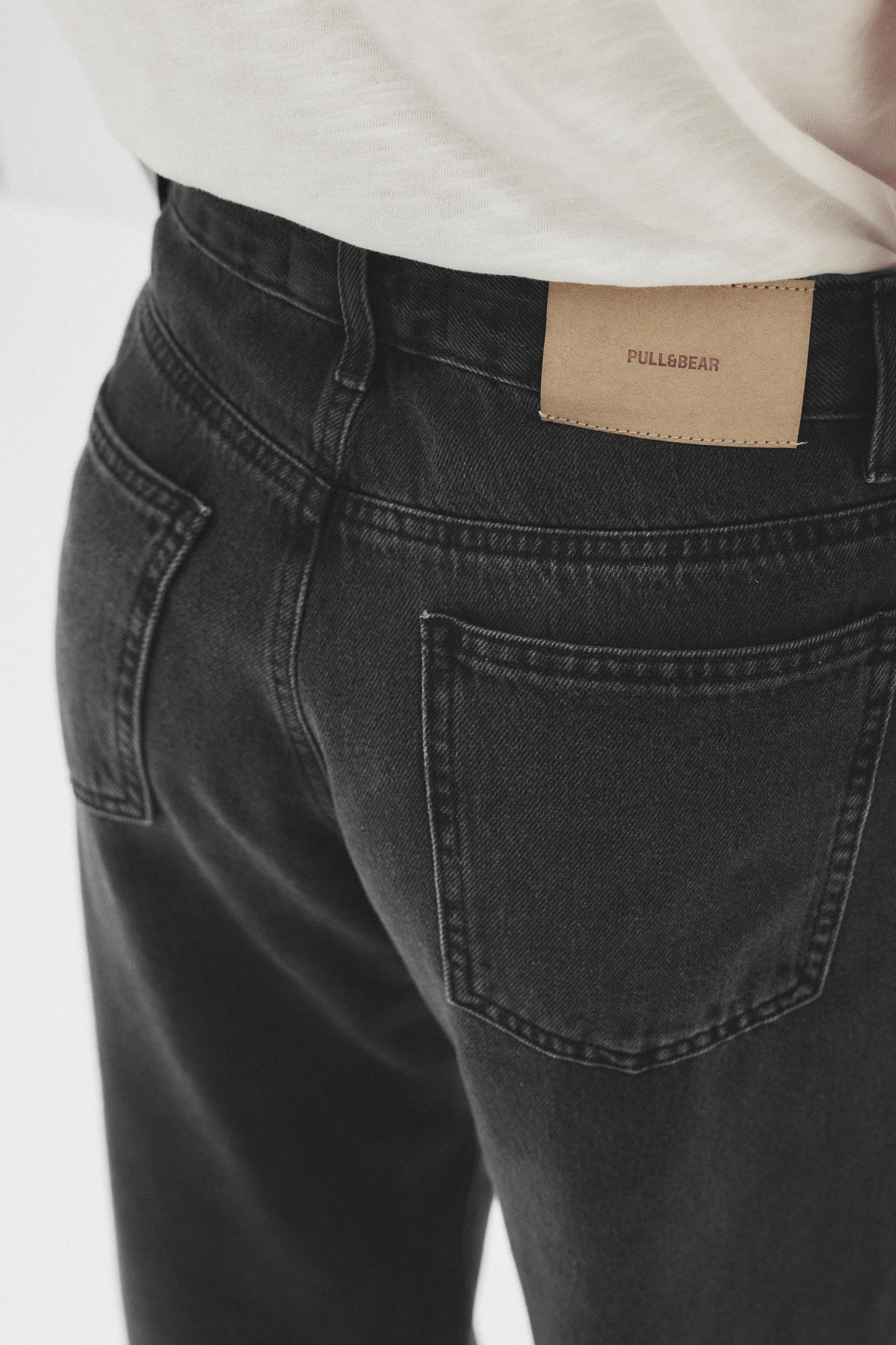 Loose flared jeans Product Image