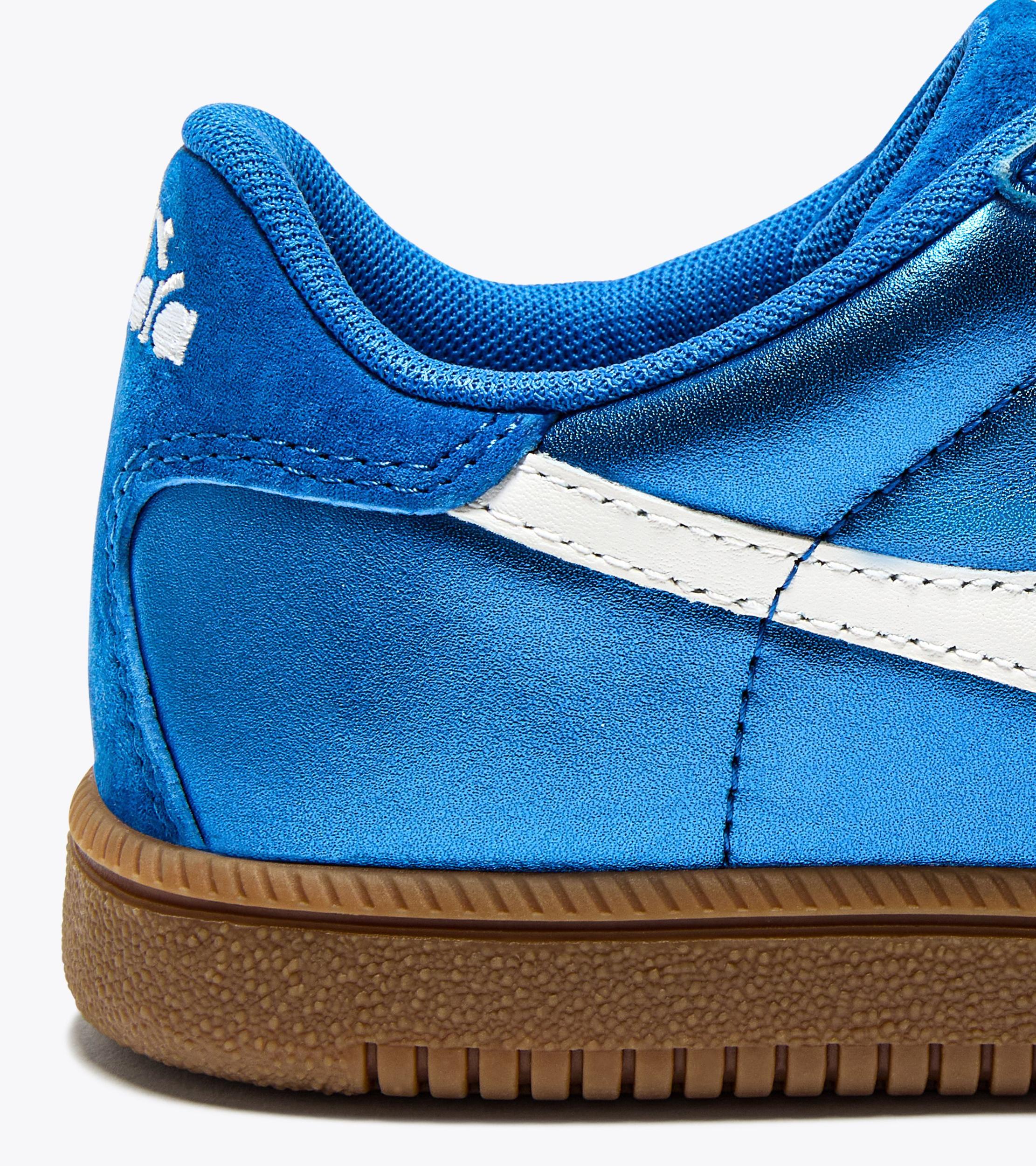 TRAINER METALLIC Product Image