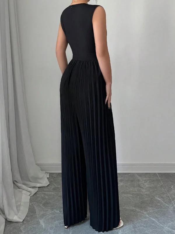 High Waisted Loose Contrast Color Pleated V-Neck Jumpsuits Product Image