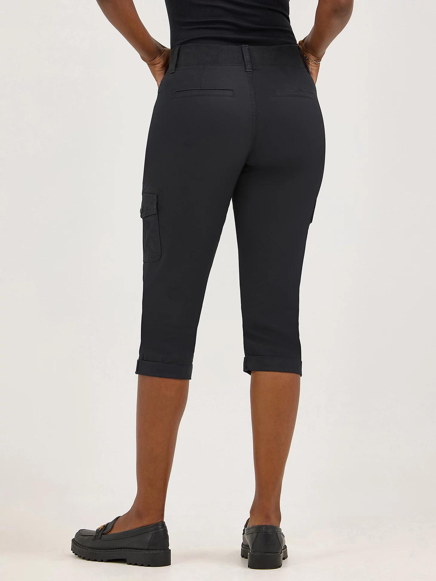 Women’s Relaxed Fit Austyn Cargo Capri | Women's Capris & Crops | Lee® Product Image