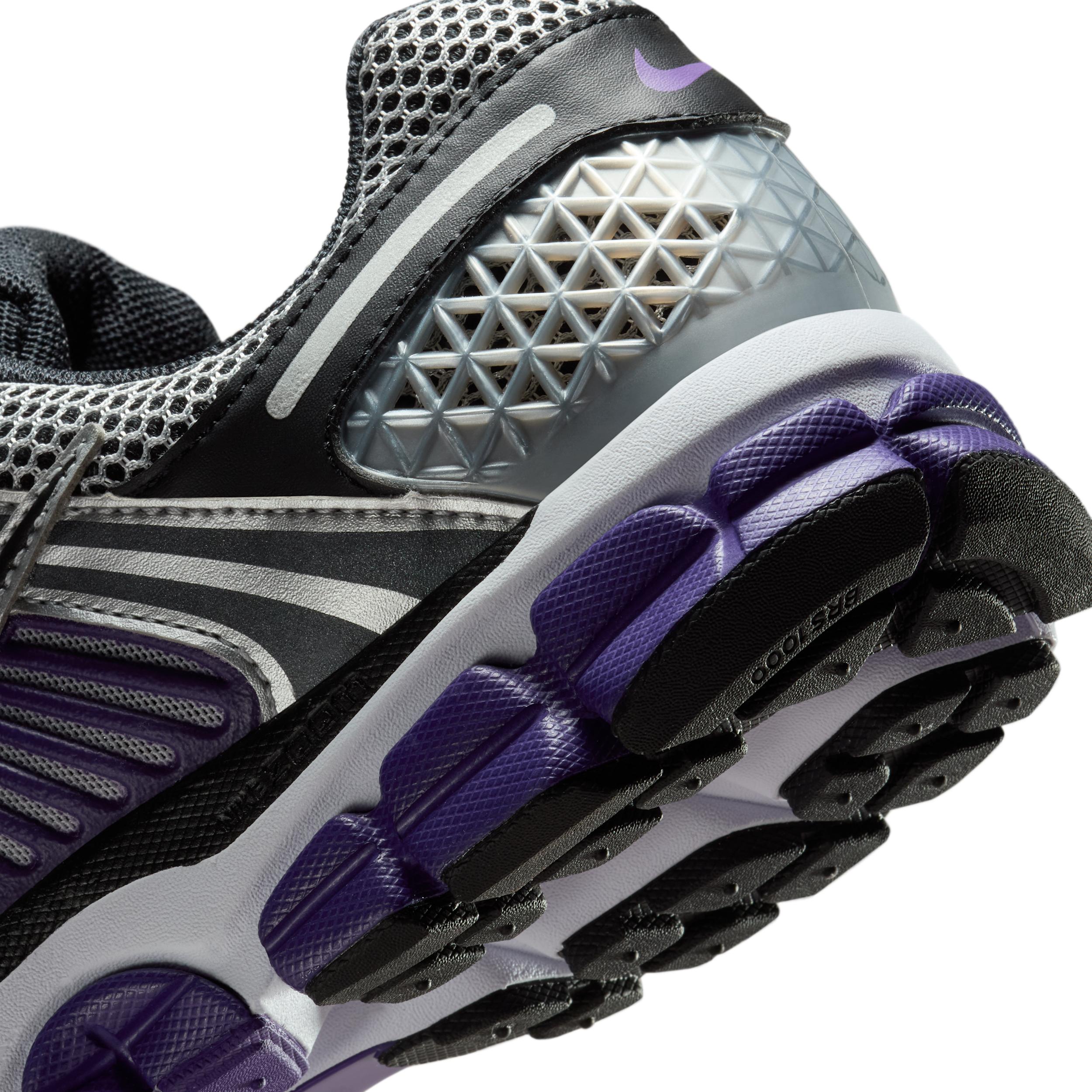 Nike Mens Zoom Vomero 5 Shoes | IM2220-095 Product Image