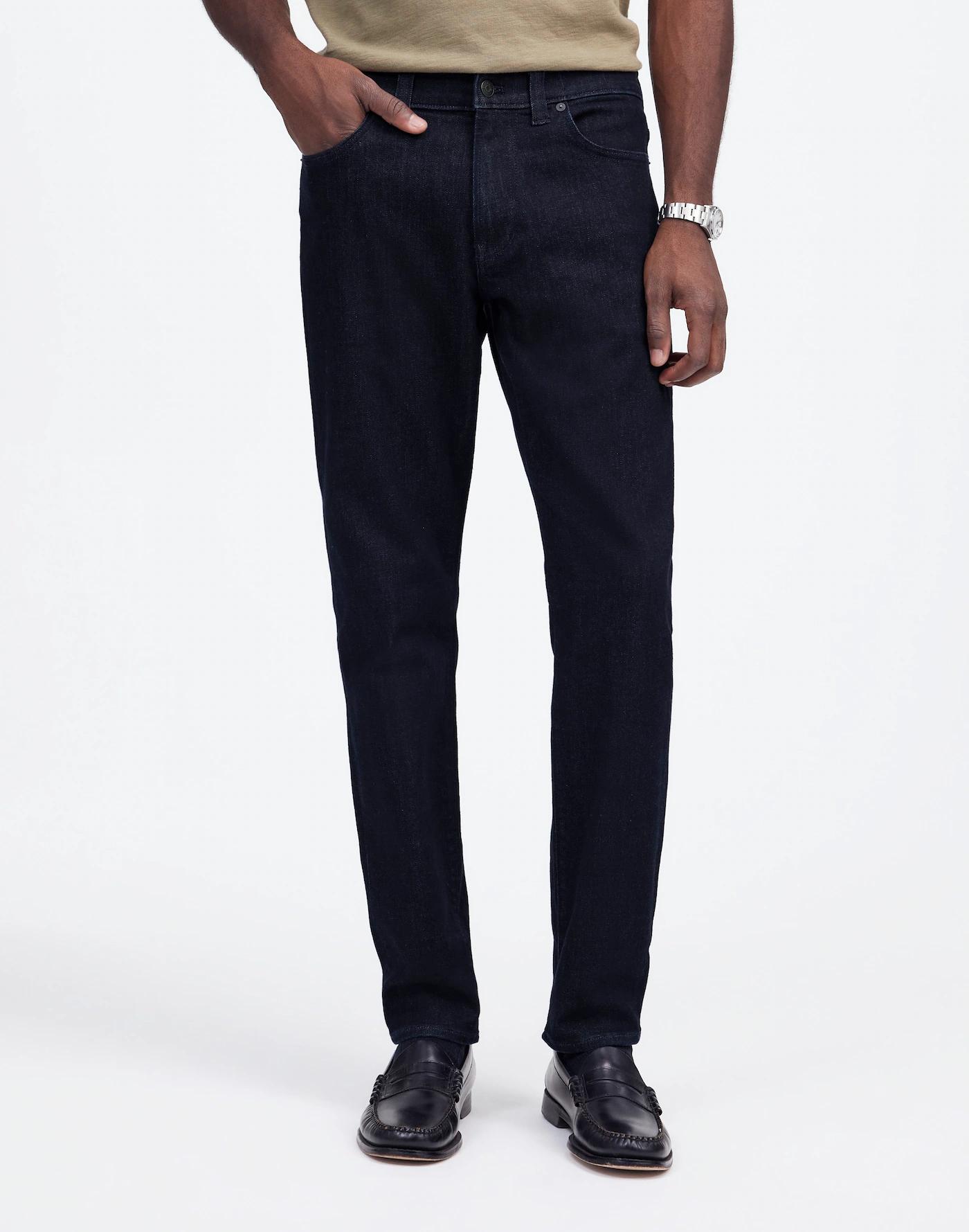 Midweight Terry Standard Crewneck Male Product Image