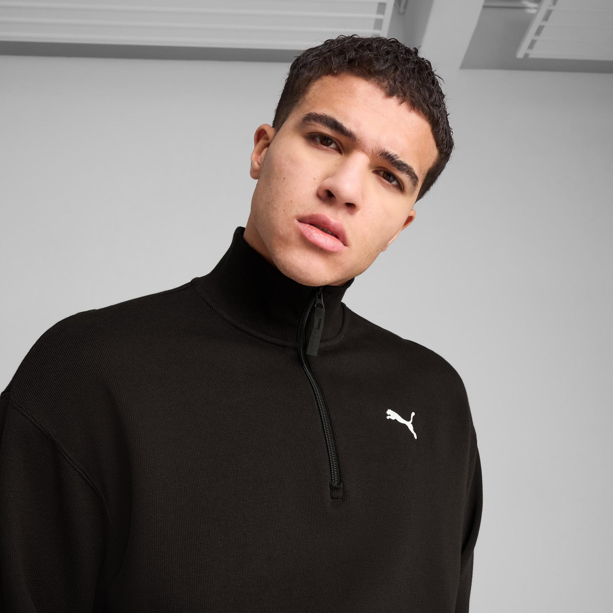 WARDROBE ESSENTIALS Men's Relaxed Half-Zip Crew Product Image