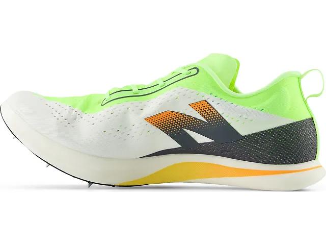 New Balance FuelCell SuperComp MD-X v3 Product Image