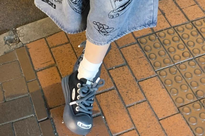 Mid Rise Patterned Print Washed Jorts Product Image