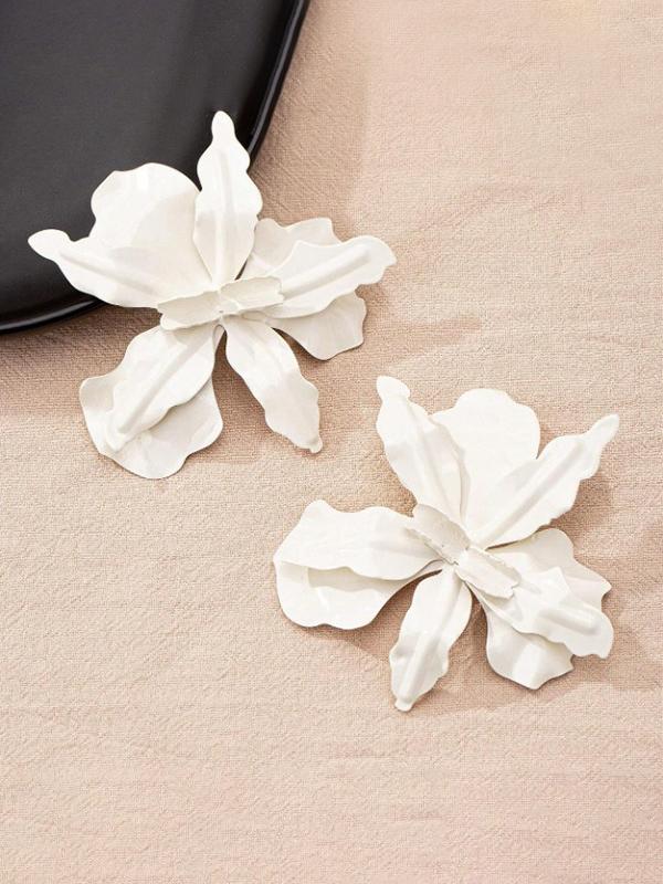 Flower Shape Solid Color Earrings Accessories Product Image