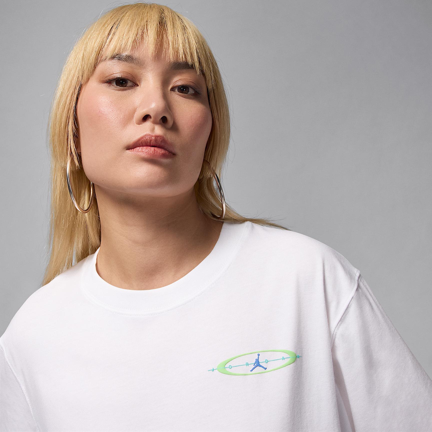 Womens Jordan Brooklyn Graphic T-Shirt | HV0194-100 Product Image