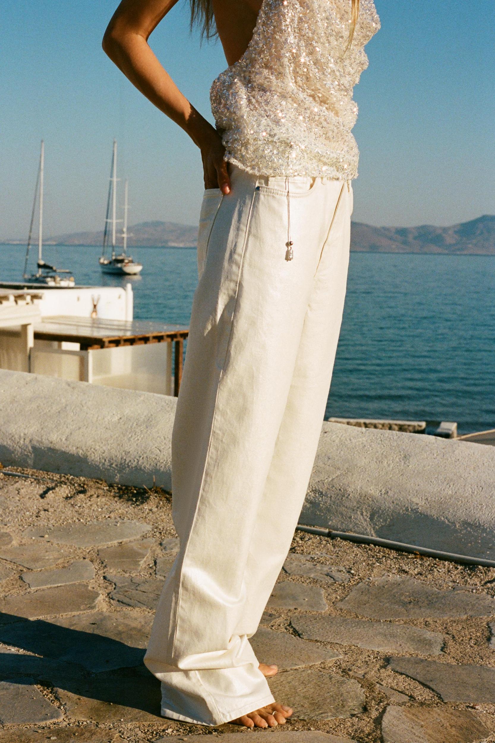 Z1975 PEARLESCENT BELTED JEANS Product Image