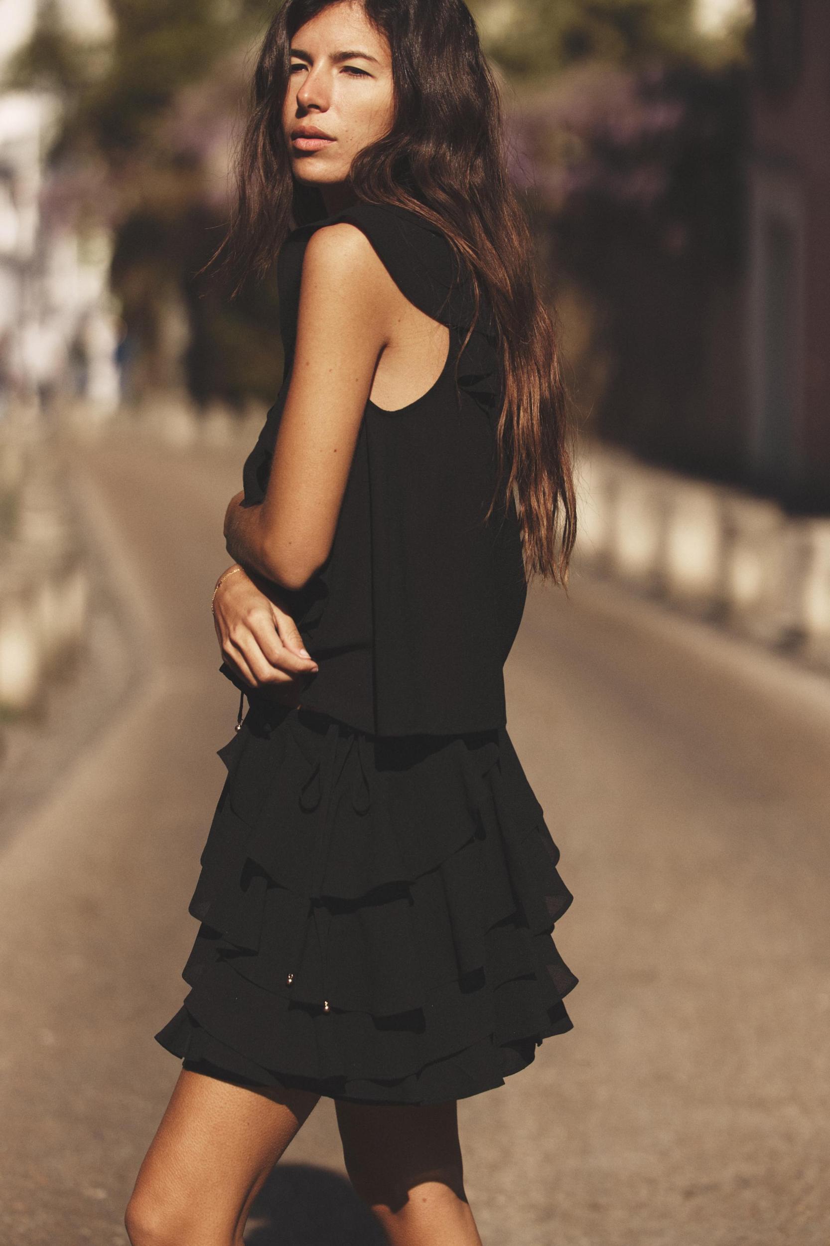 RUFFLED SKORT Product Image