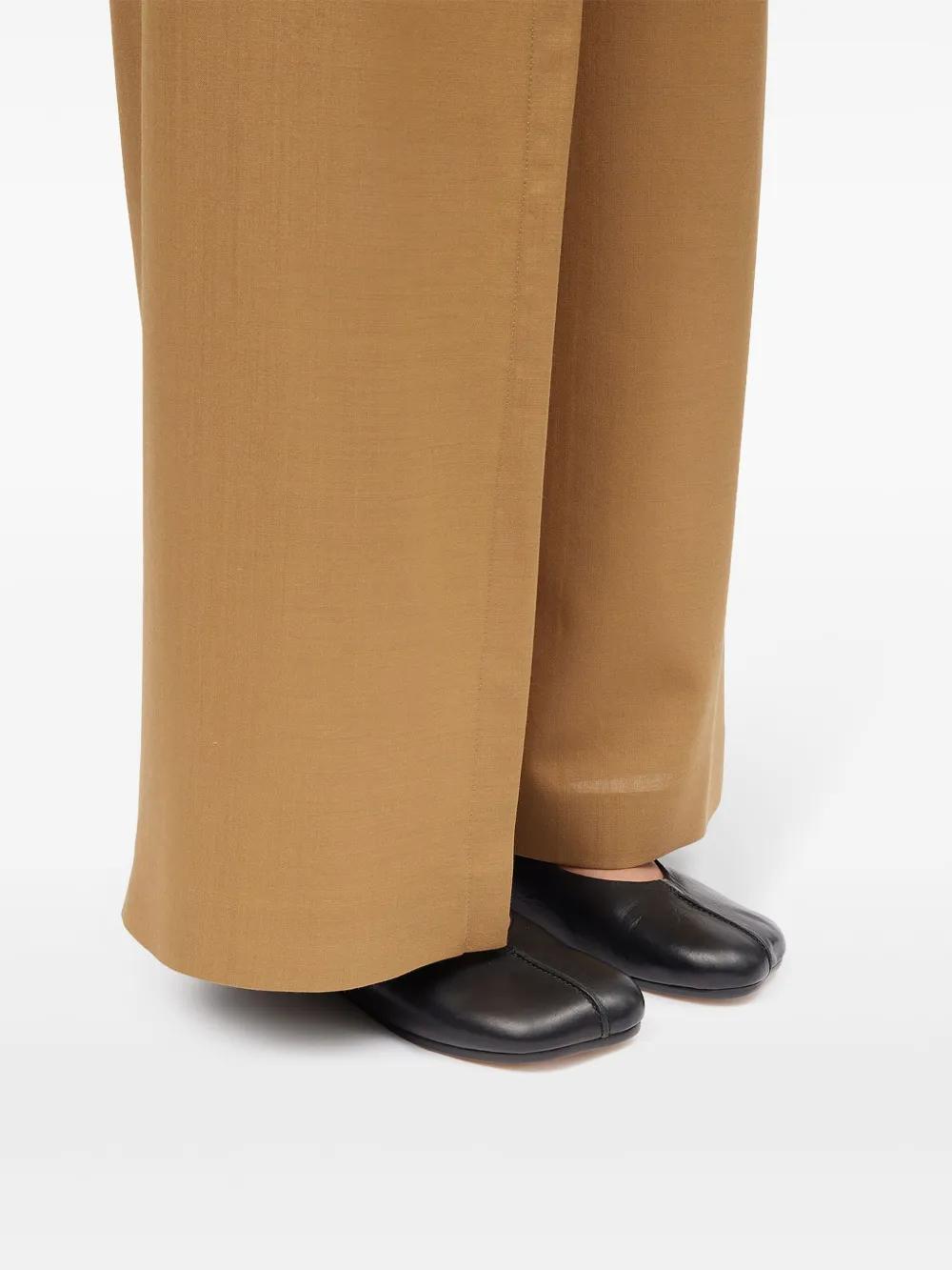 stitch-out leather ballerina shoes Product Image