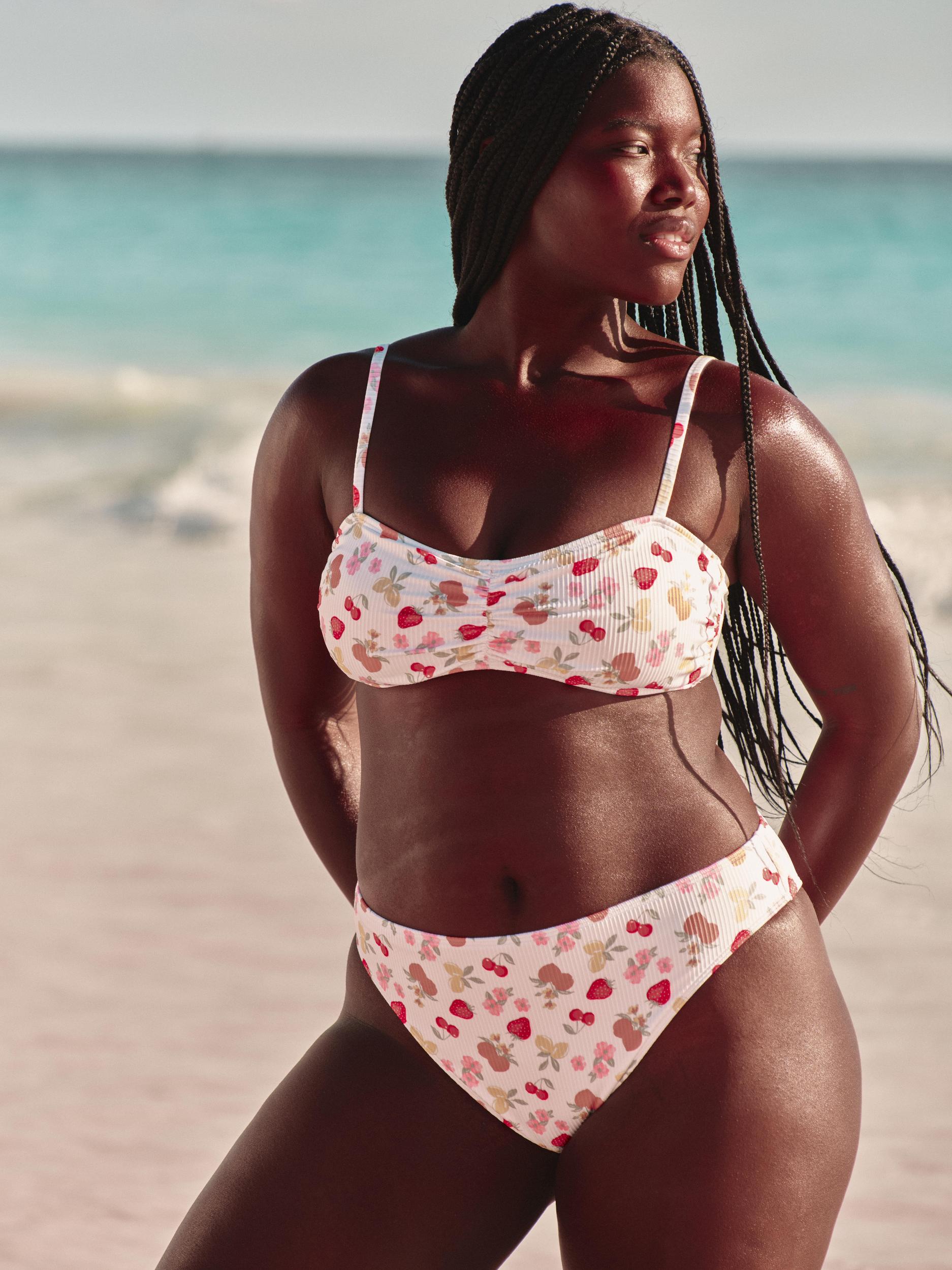 Ribbed Scoop Bikini Top Product Image