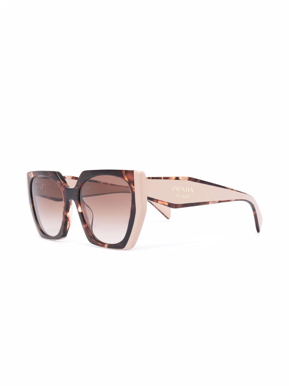 cat-eye sunglasses Product Image