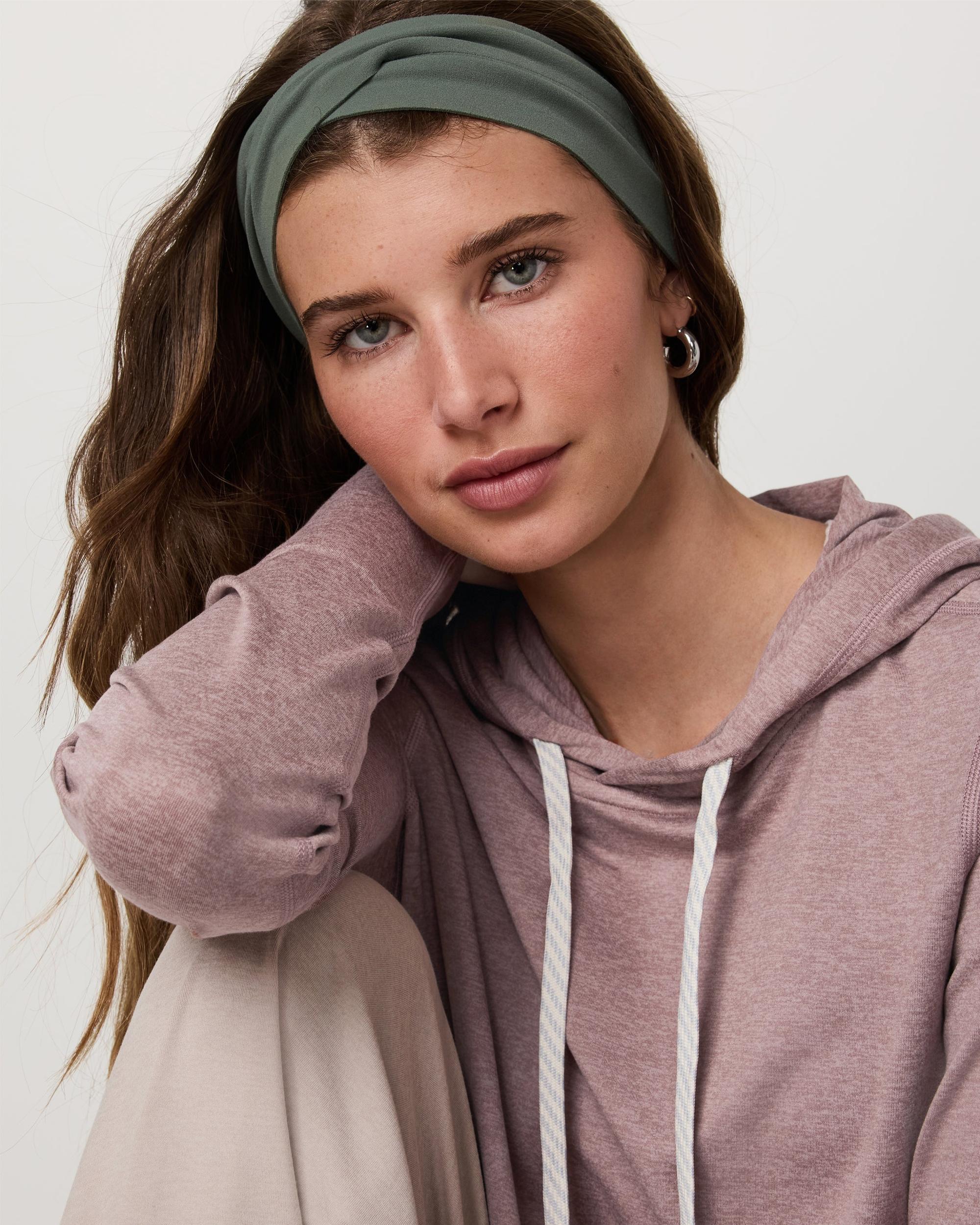 Halo Essential Hoodie Product Image