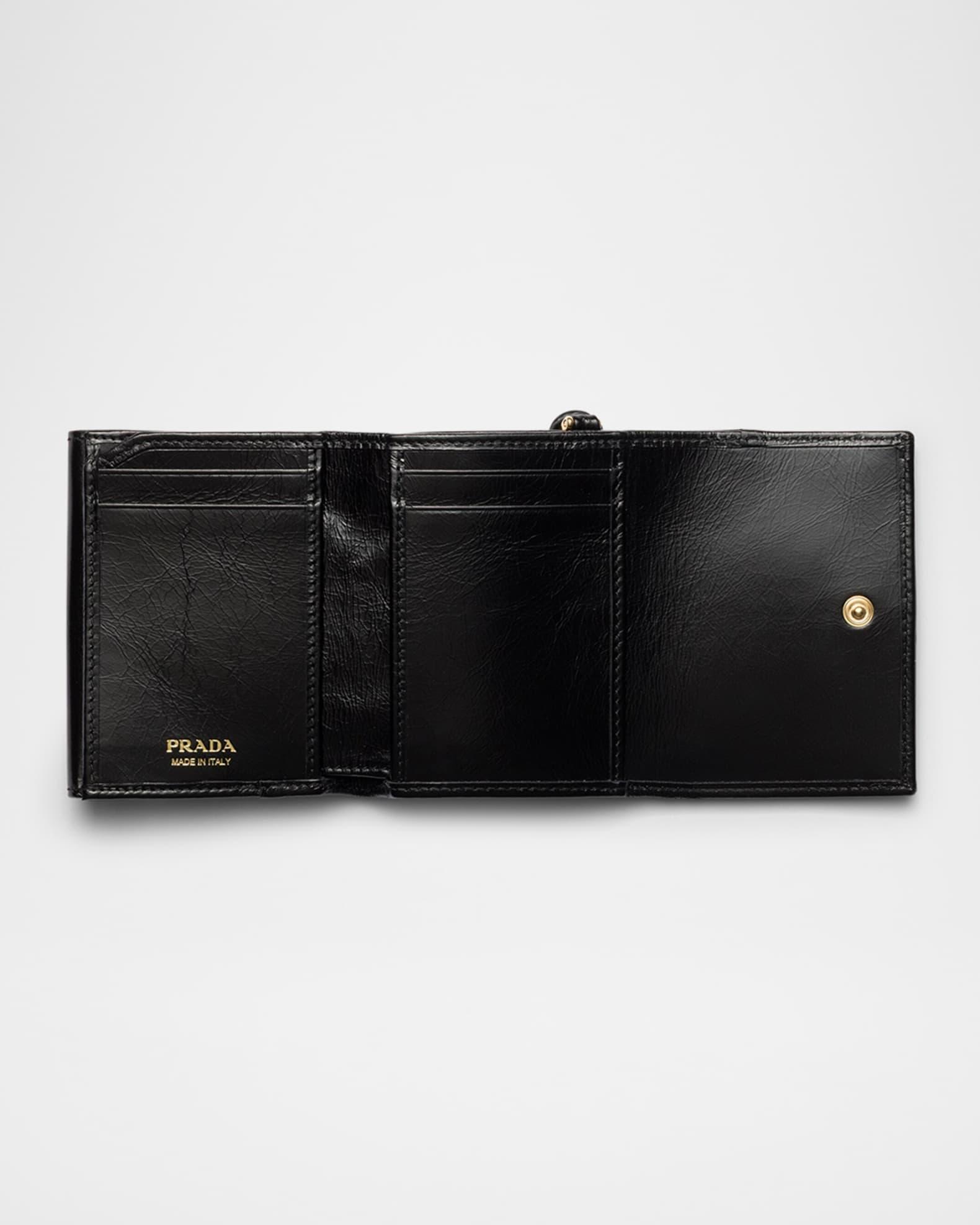 Small Trifold Leather Wallet Product Image