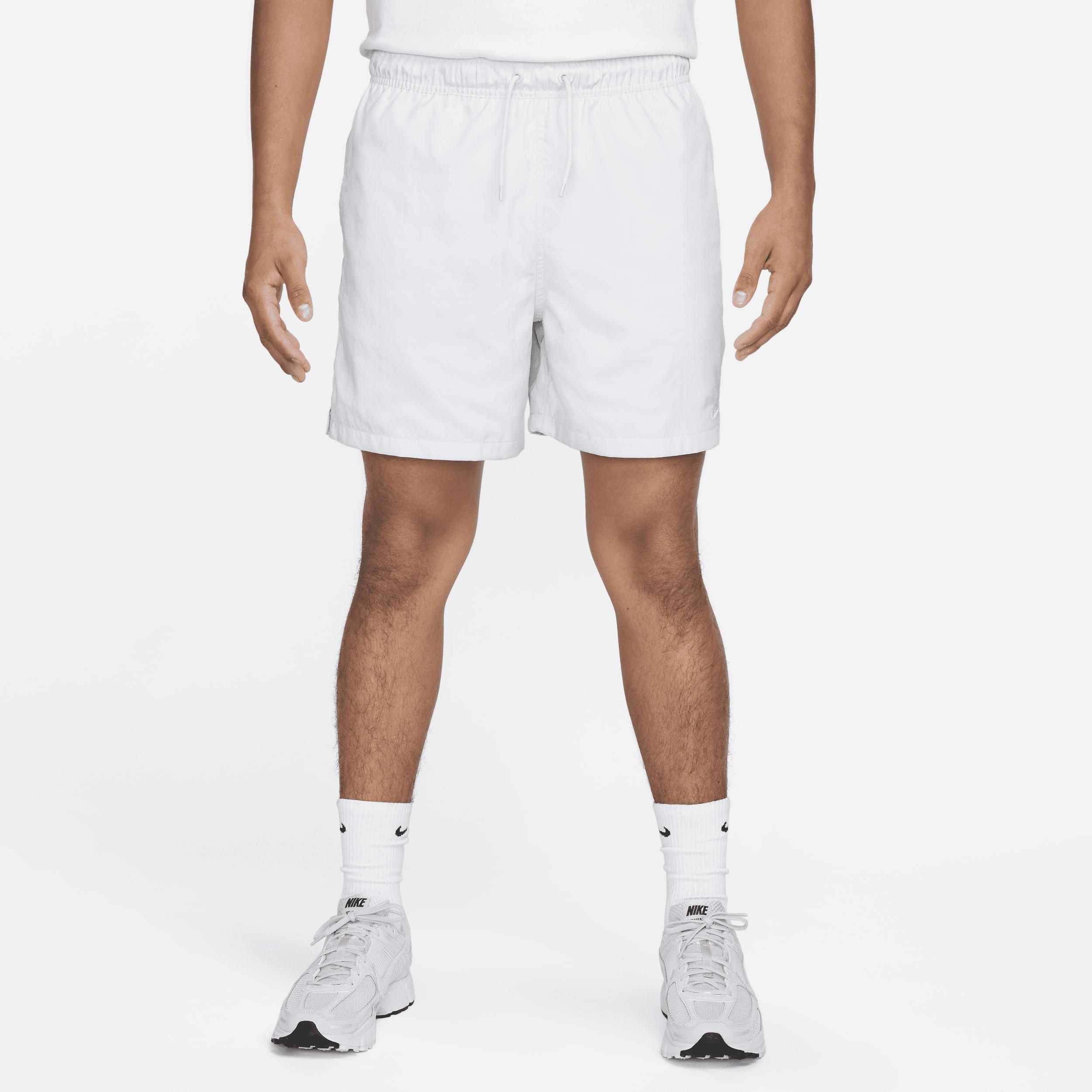 Men's Nike Club Woven Flow Shorts,  Product Image
