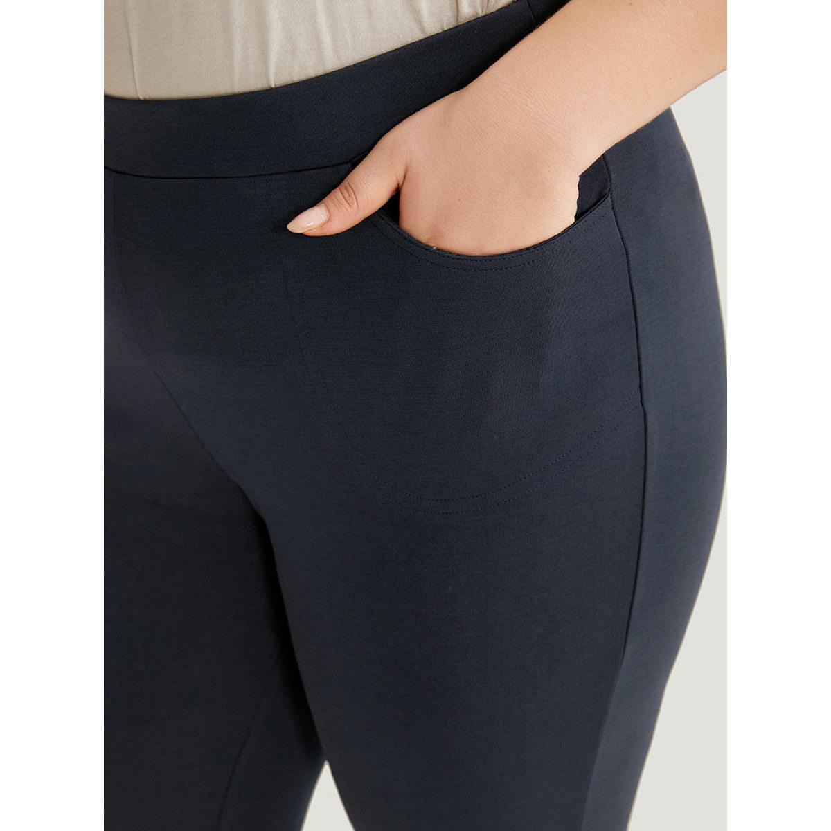 Plus Size Plain High Rise Skinny Pocket Pants Women Midnight Casual Skinny High Rise Dailywear Pants BloomChic 30/6X Product Image