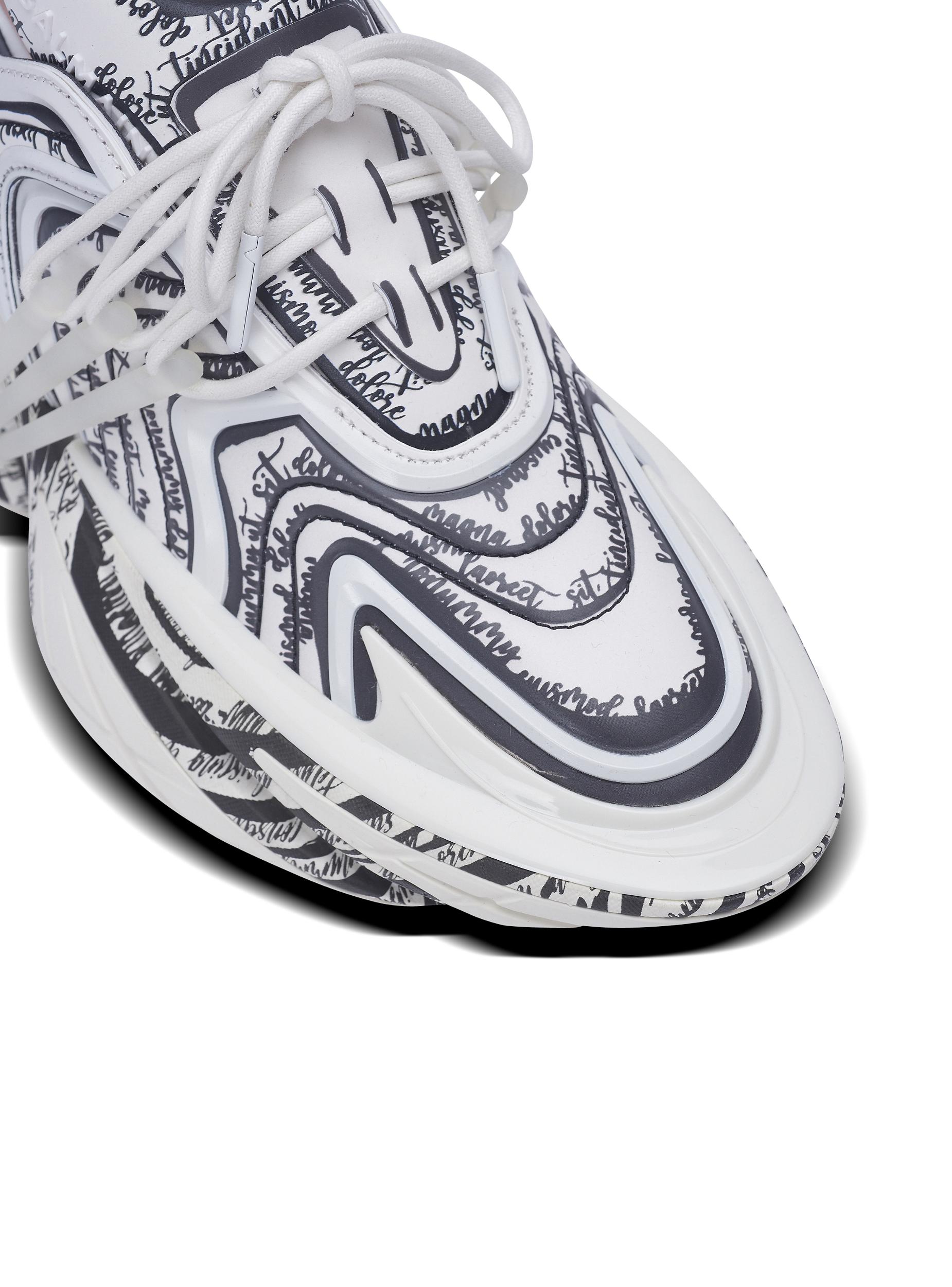 Unicorn Wave trainers with "Love Letter" print Product Image