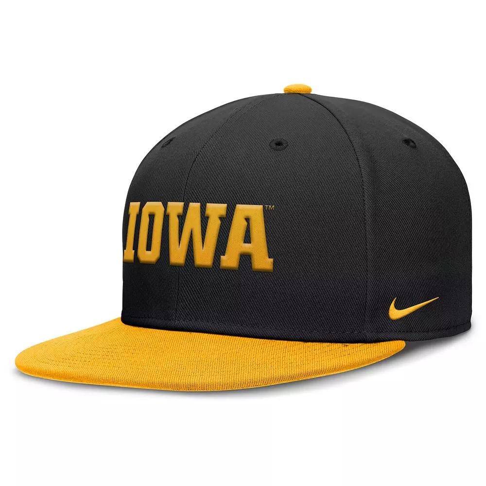 Men's Nike Black/Gold Iowa Hawkeyes Two-Tone Primetime Performance Fitted Hat,  Product Image