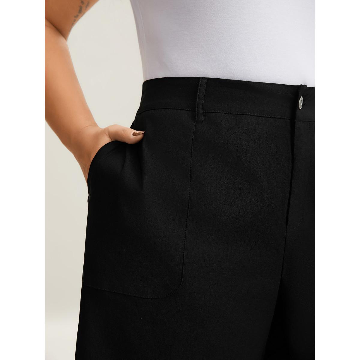 Plus Size Rubber Waist Zipper Pockets Shorts Women Black Leisure Button Straight Leg Casual Shorts BloomChic 18-20/2X Product Image