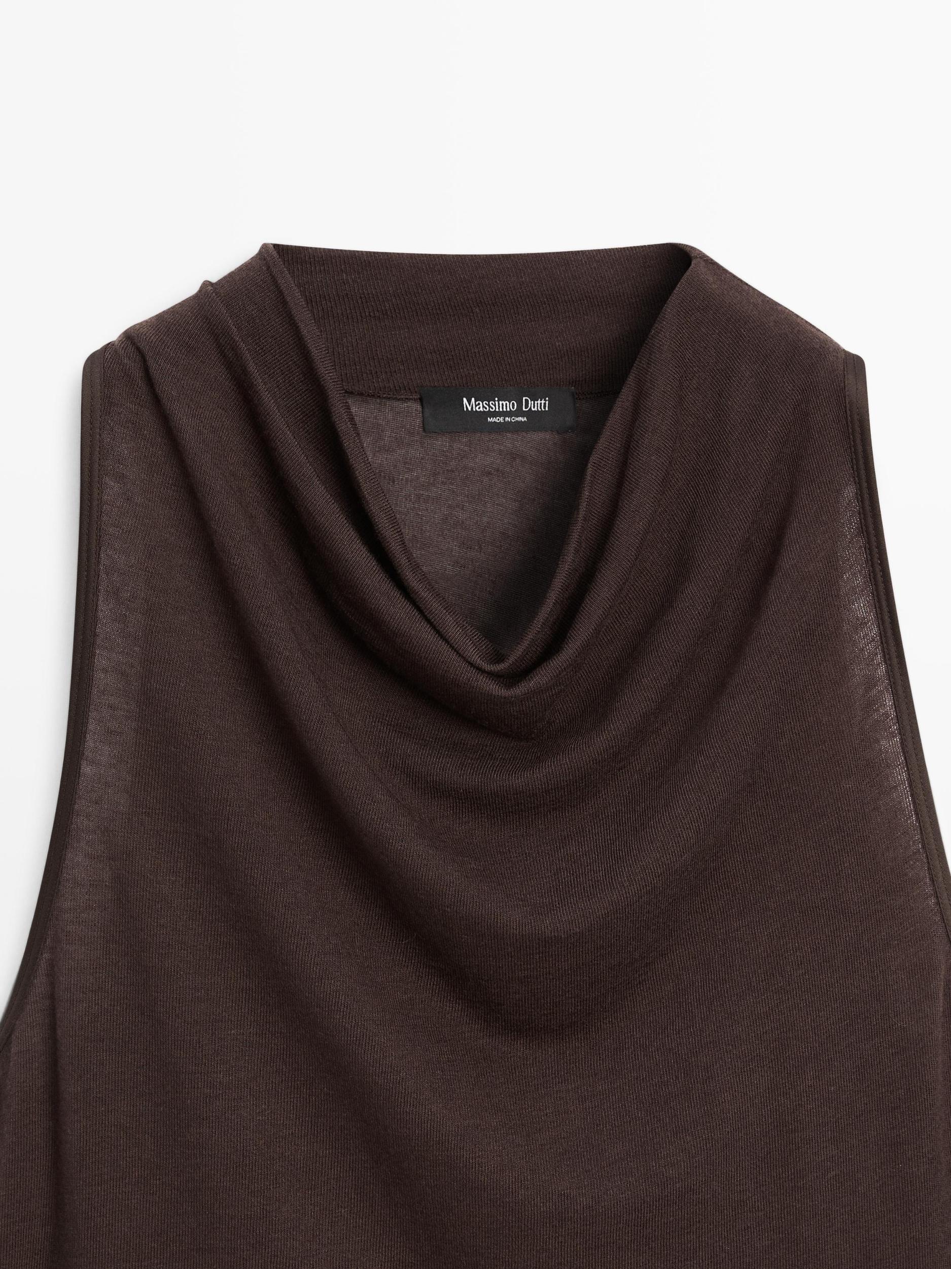 Sleeveless top with draped neckline Product Image