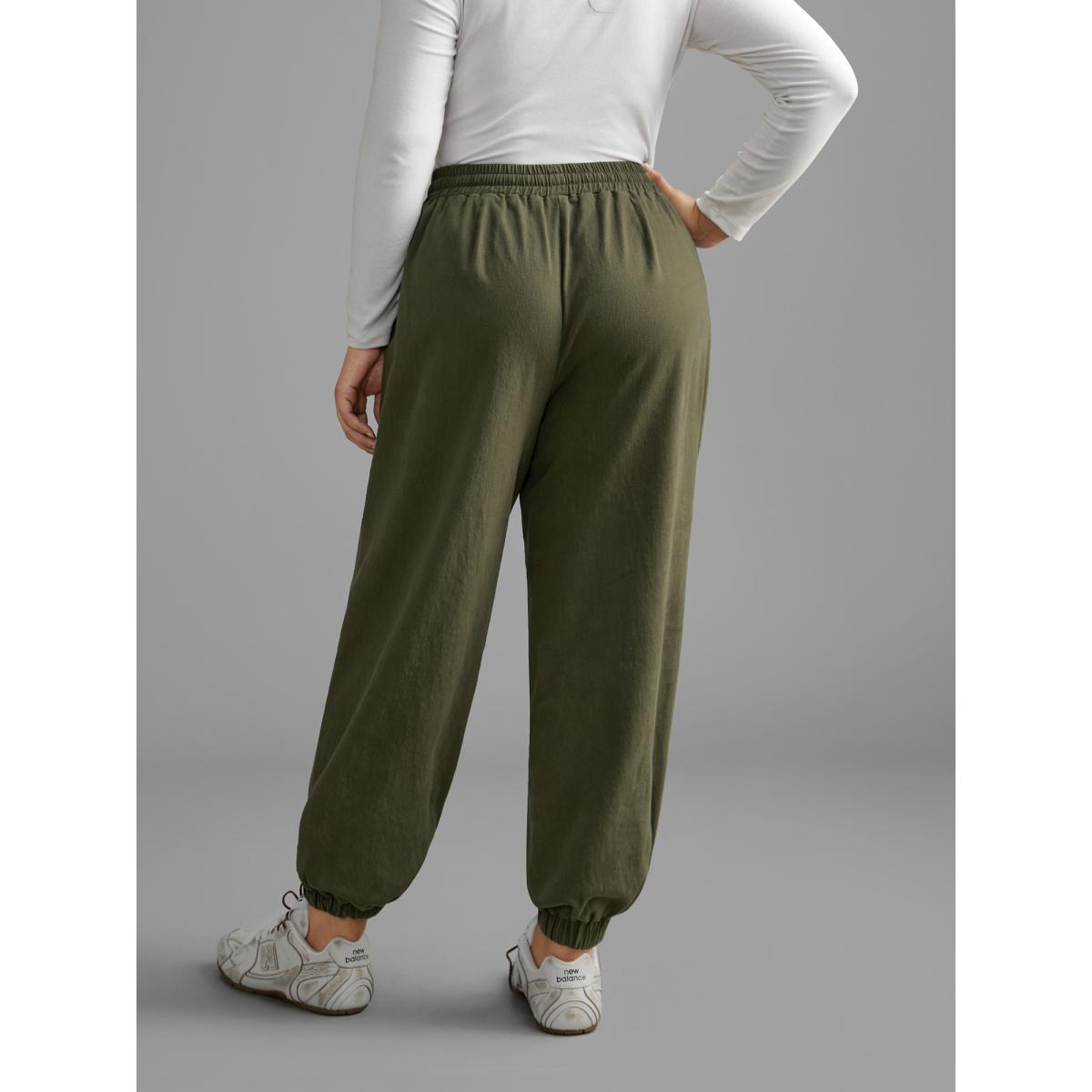 Plus Size Solid Drawstring Patch Pocket Carrot Pants Women ArmyGreen Casual Mid Rise Everyday Pants BloomChic 12/L Product Image