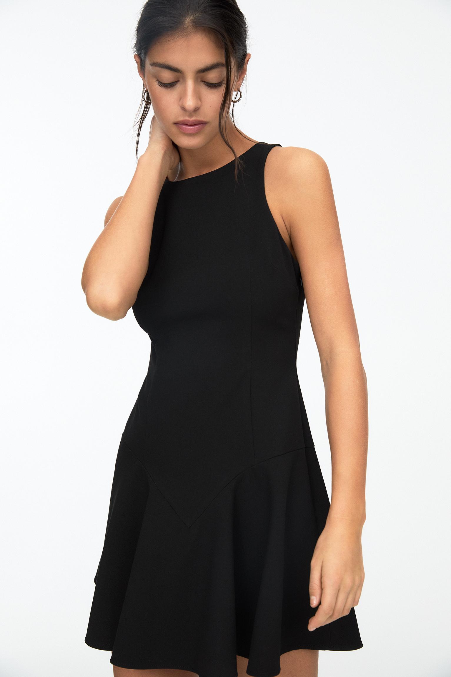 Short ballerina dress Product Image