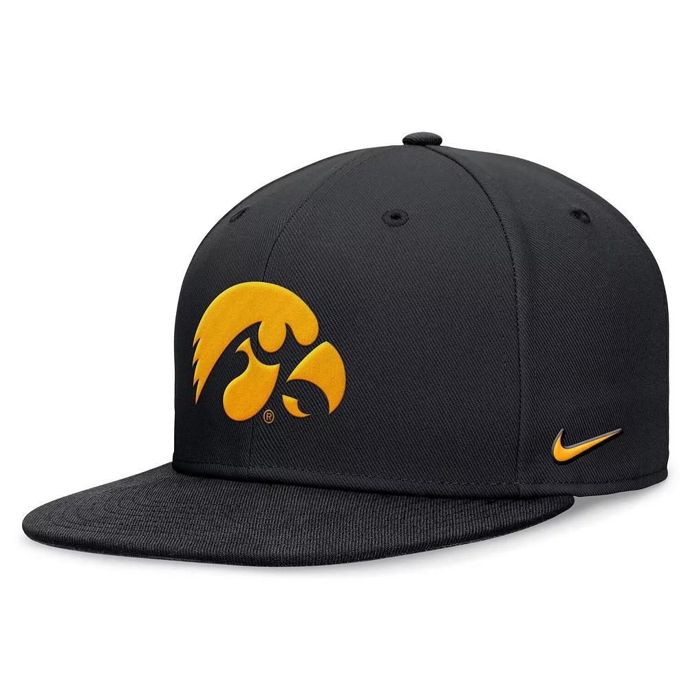 Men's Nike Black Iowa Hawkeyes On-Field Pro Fitted Hat, Size: 7 3/8 Product Image