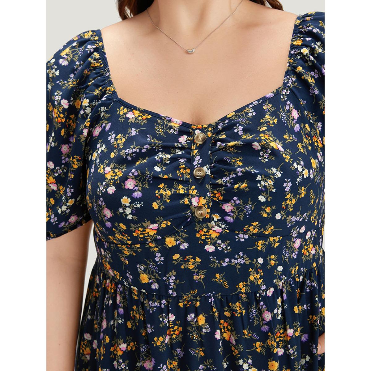 Plus Size Ditsy Floral Ruched Square Neck Puff Sleeve Dress Navy Women Office Elastic cuffs Square Neck Short sleeve Curvy Midi Dress BloomChic 22-24/3X Product Image