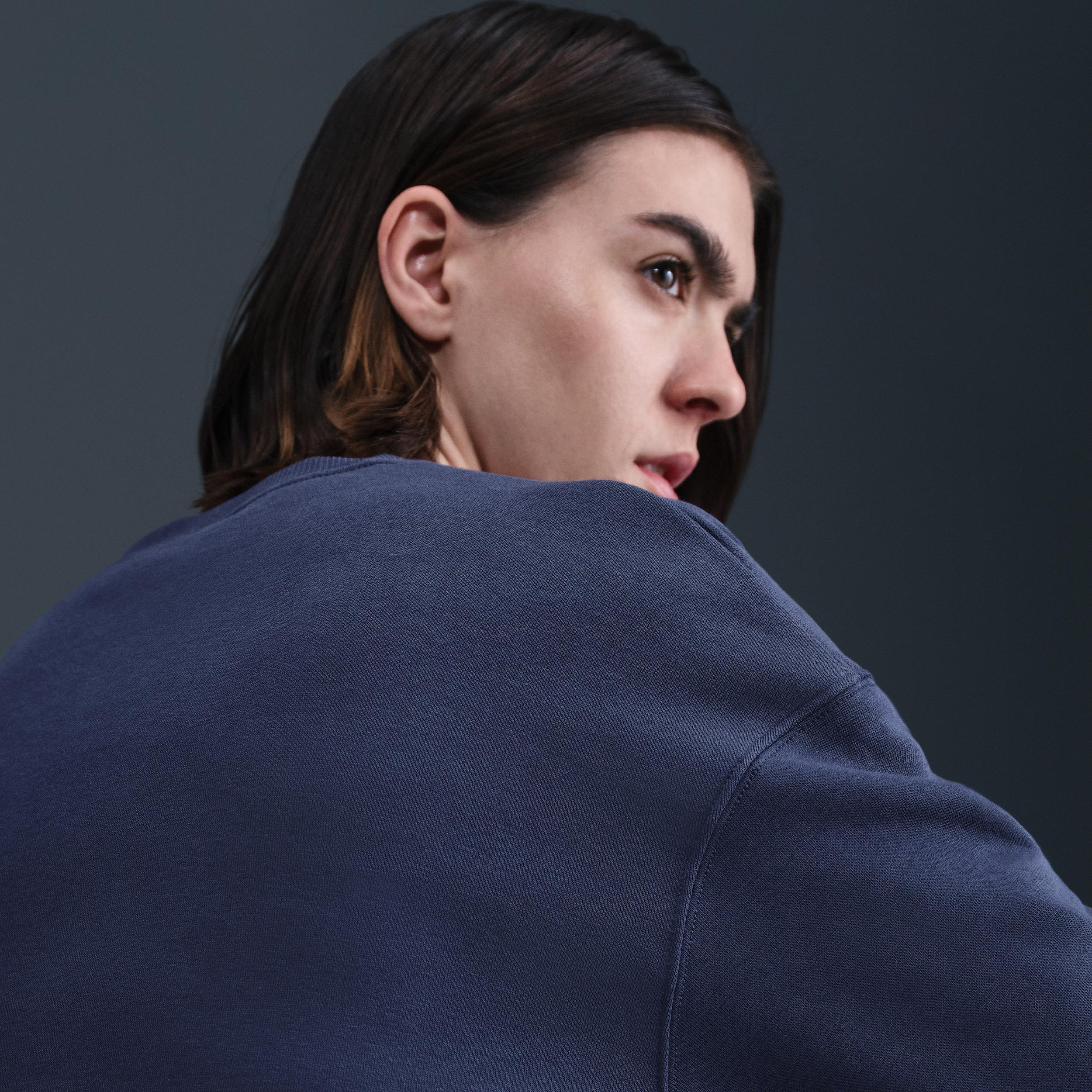 Womens Nike Sportswear Phoenix Fleece Oversized Crew-Neck Sweatshirt | FZ4270-410 Product Image