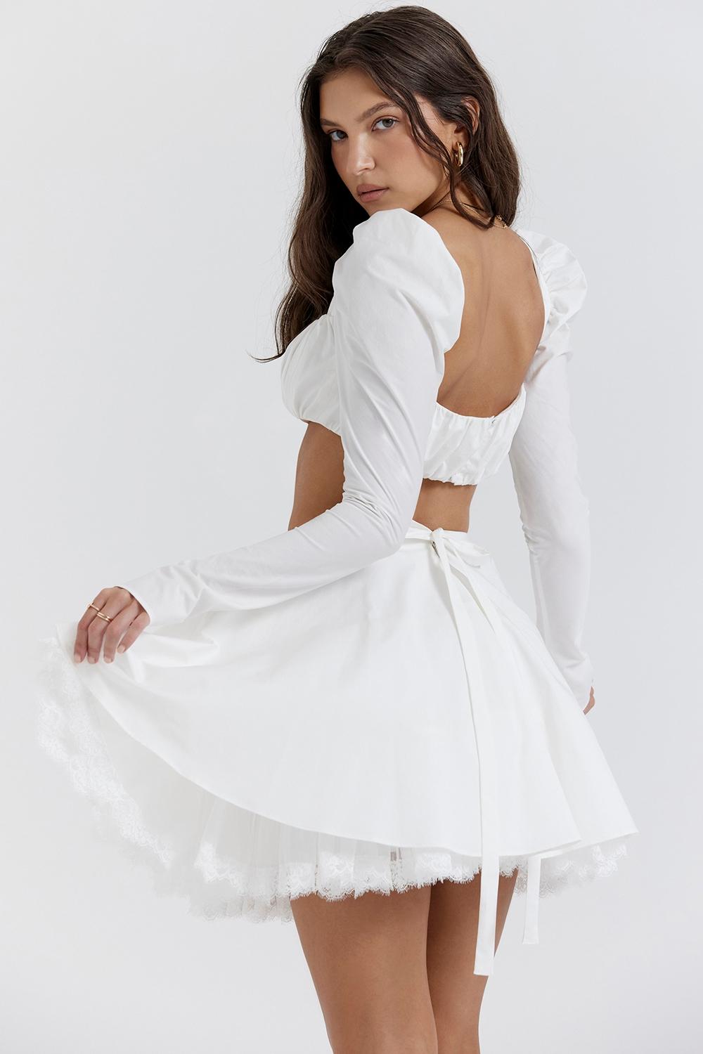 Nahla  white bow mini skirt Product Image