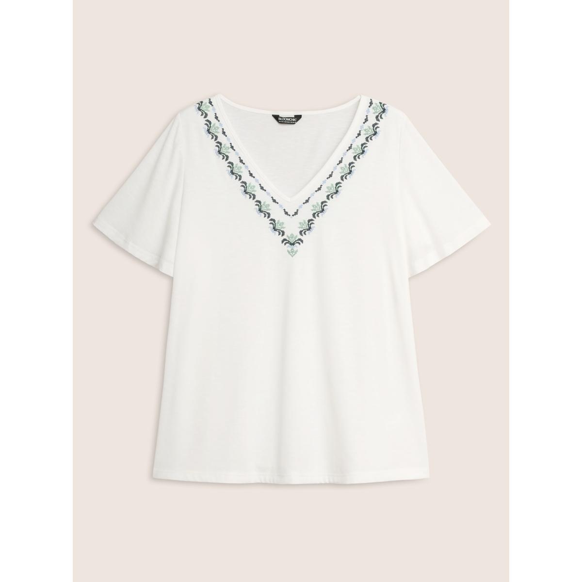Plus Size V Neck Bandana Embroidered Design T-shirt WhiteSmoke Women Resort Embroidered Art&design V-neck Vacation T-shirts BloomChic 28/5X Product Image