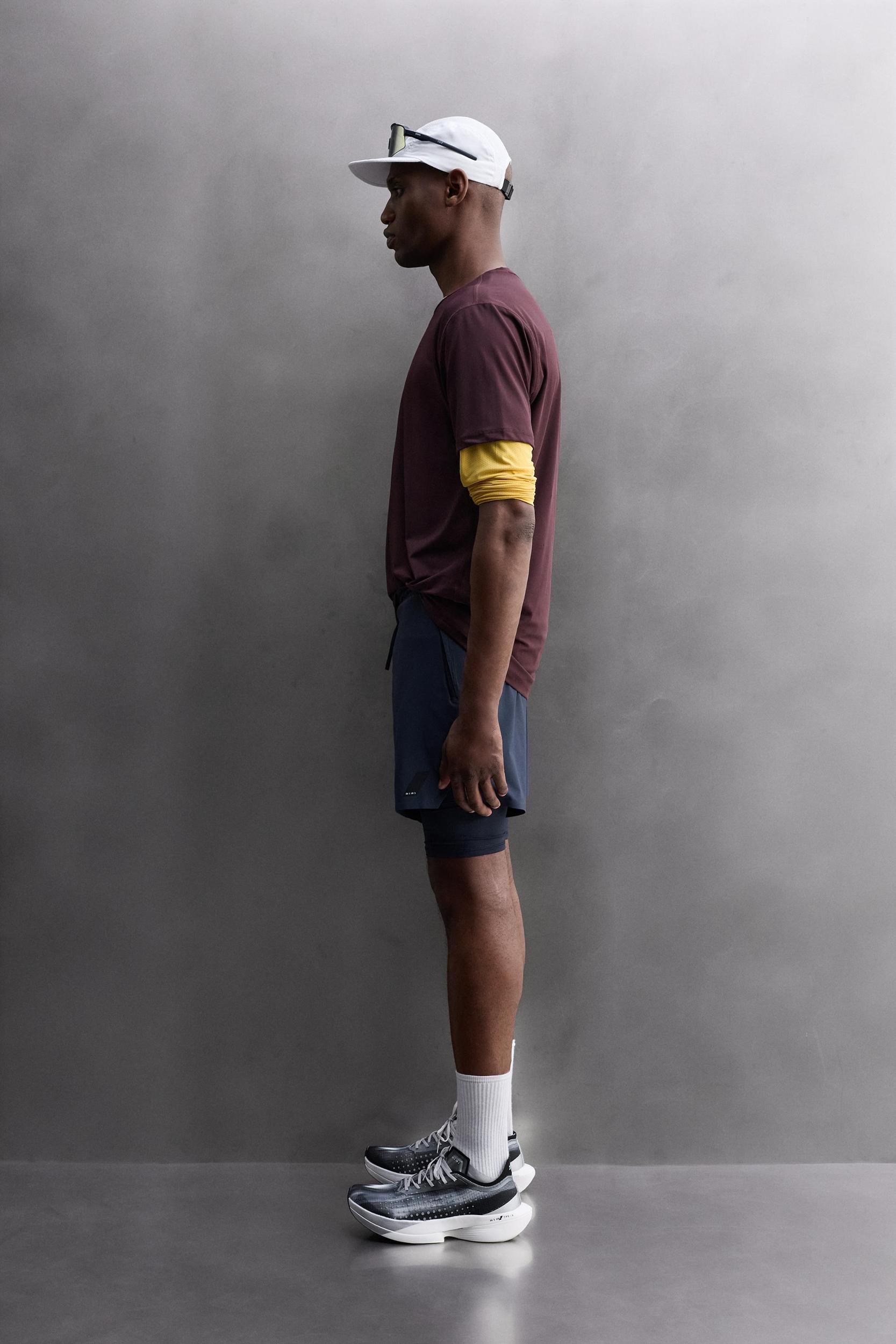 2-IN-1 TRAINING SHORTS Product Image