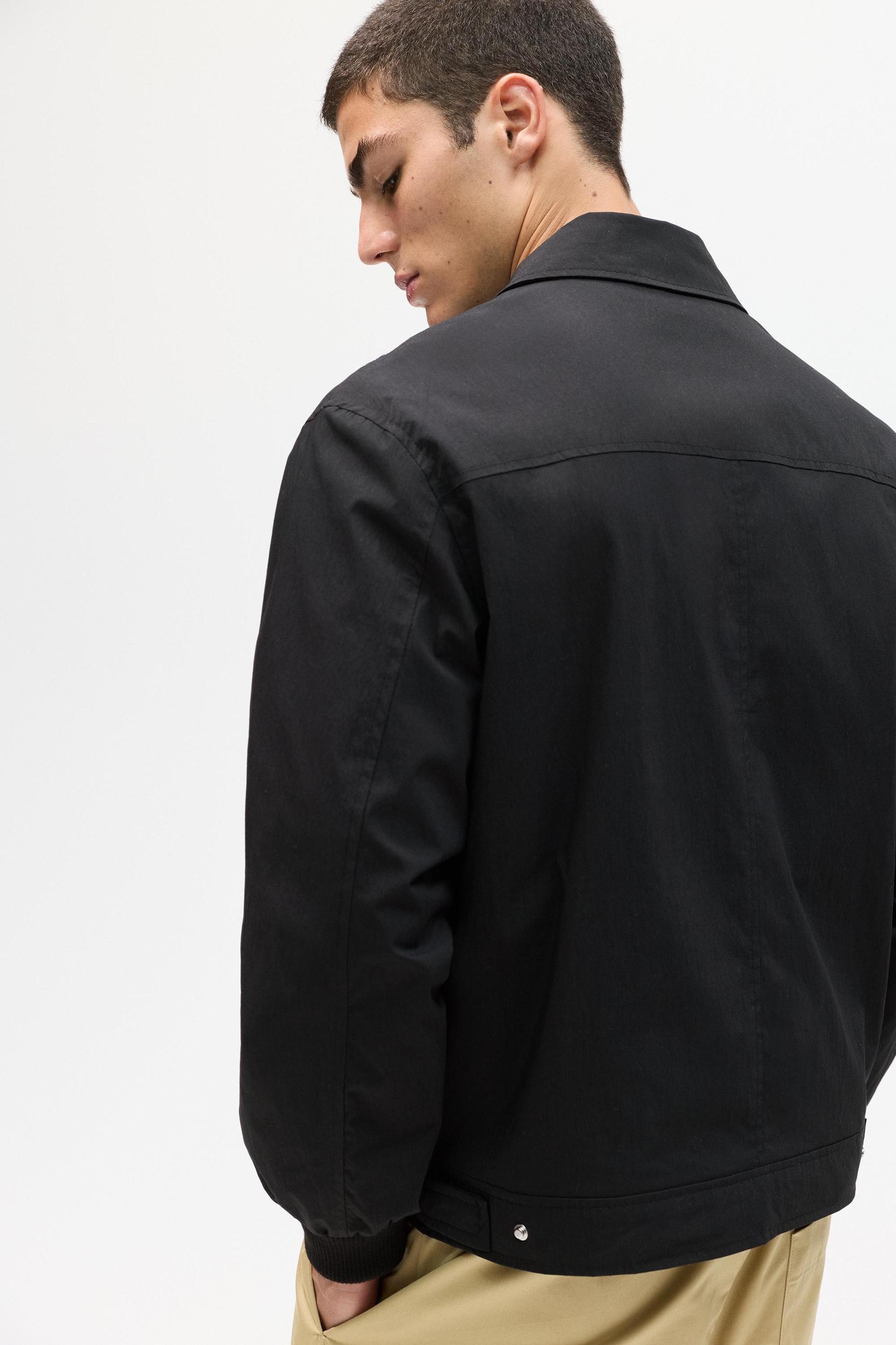 Lightweight jacket with lapel collar Product Image