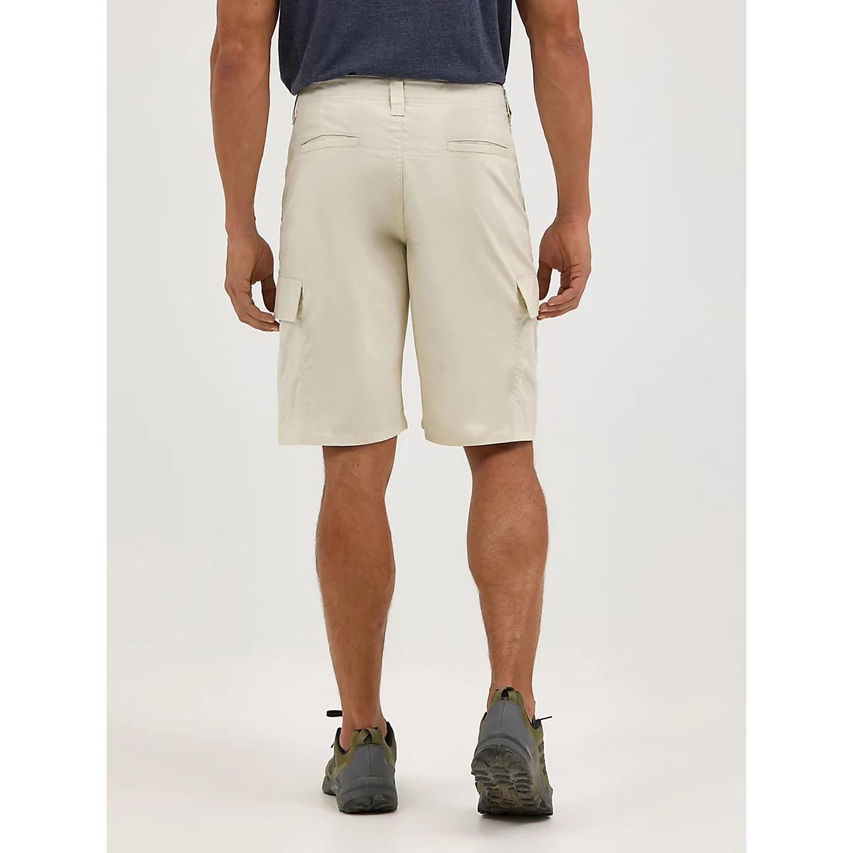 Wrangler ATG™ Men's Highland Cargo Short in Poppyseed Product Image
