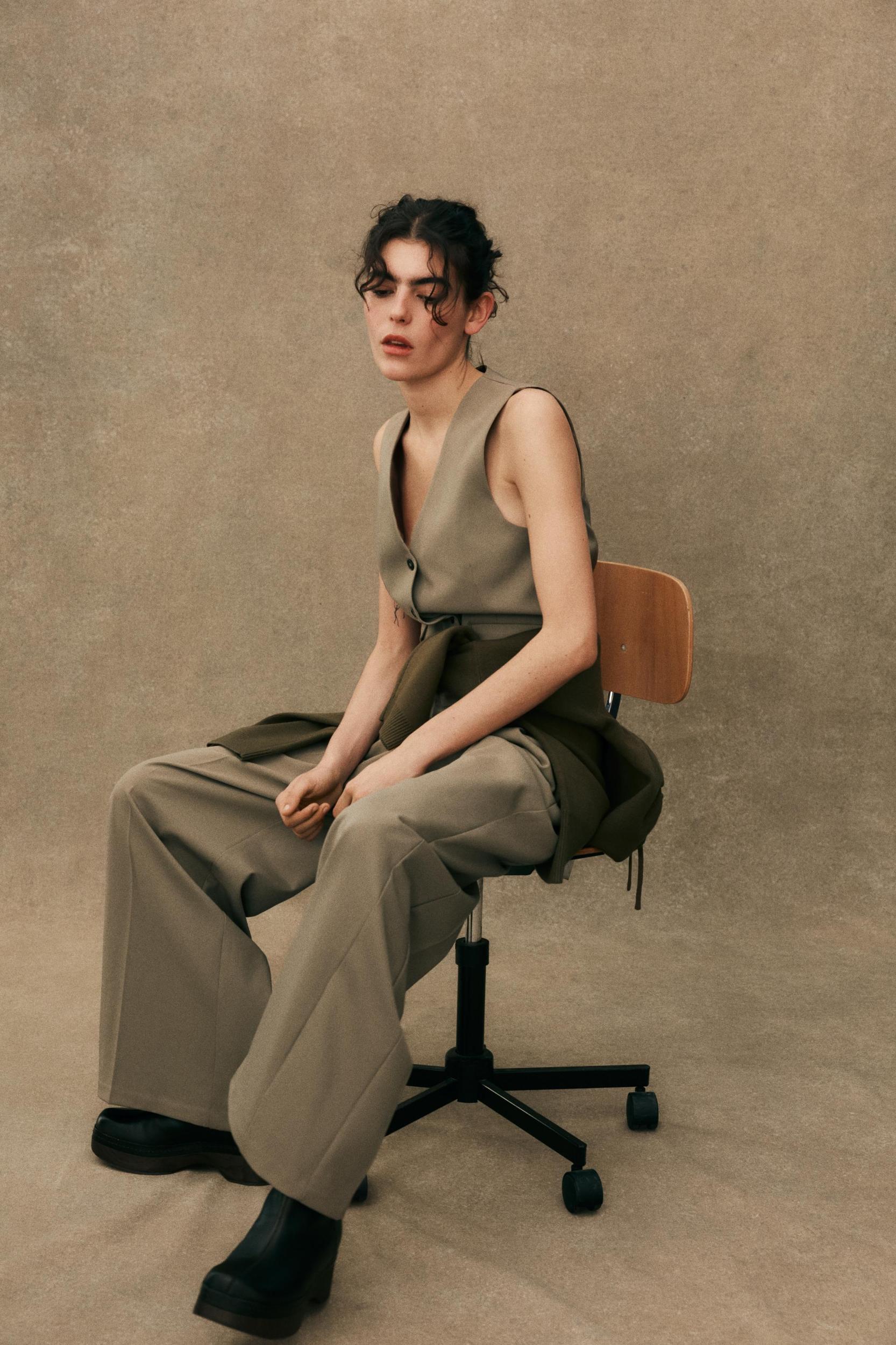 DOUBLE PLEAT PANTS Product Image