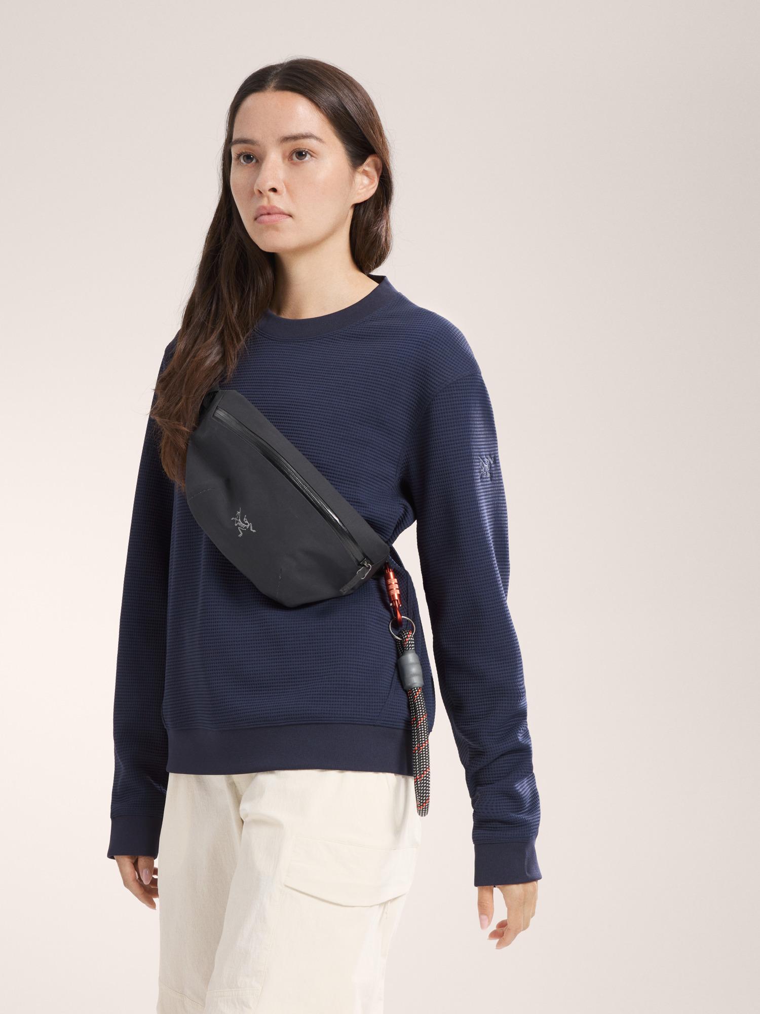 Olera Crew Neck Pullover Women's Product Image