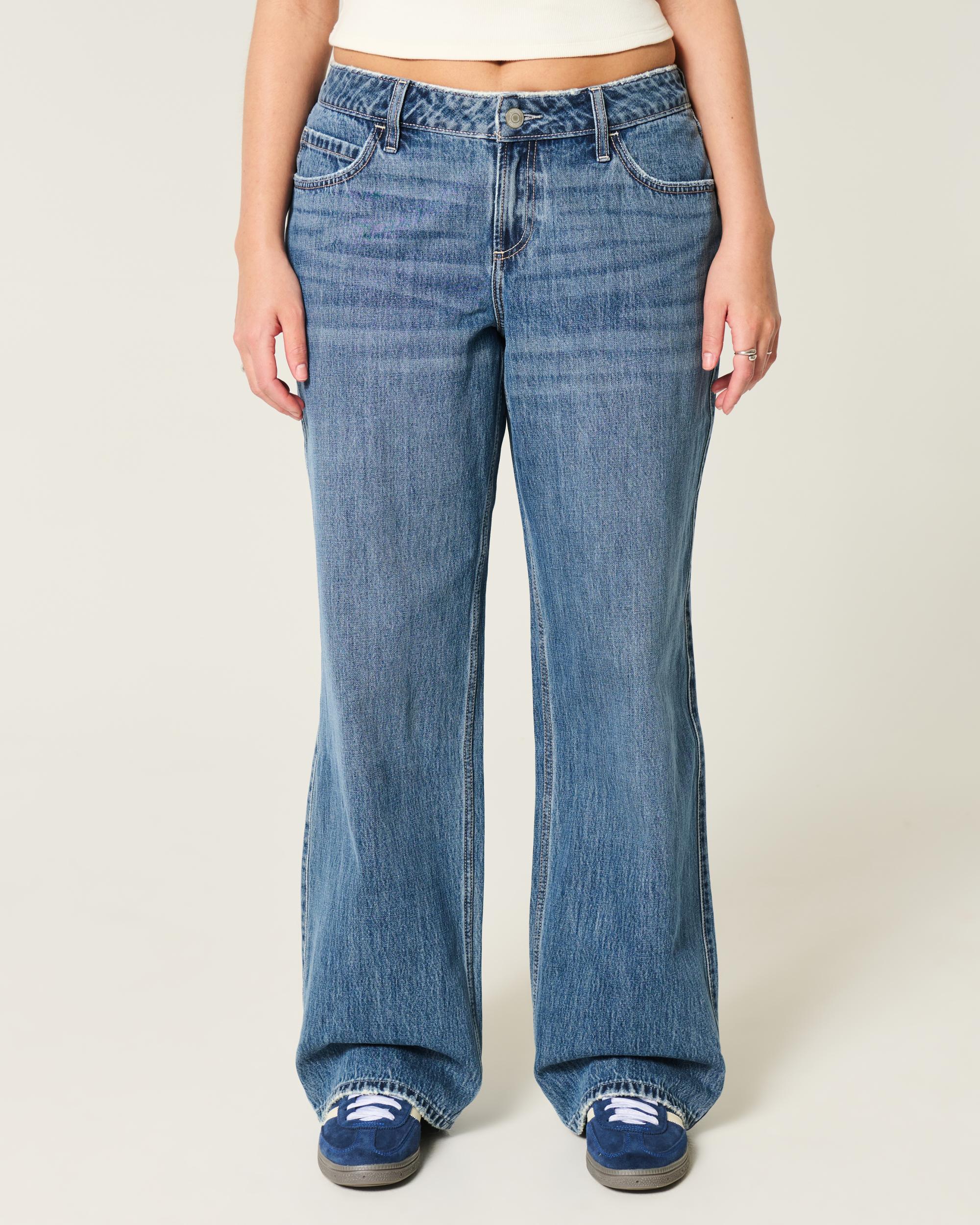 Curvy Low-Rise Medium Wash Baggy Jeans Product Image