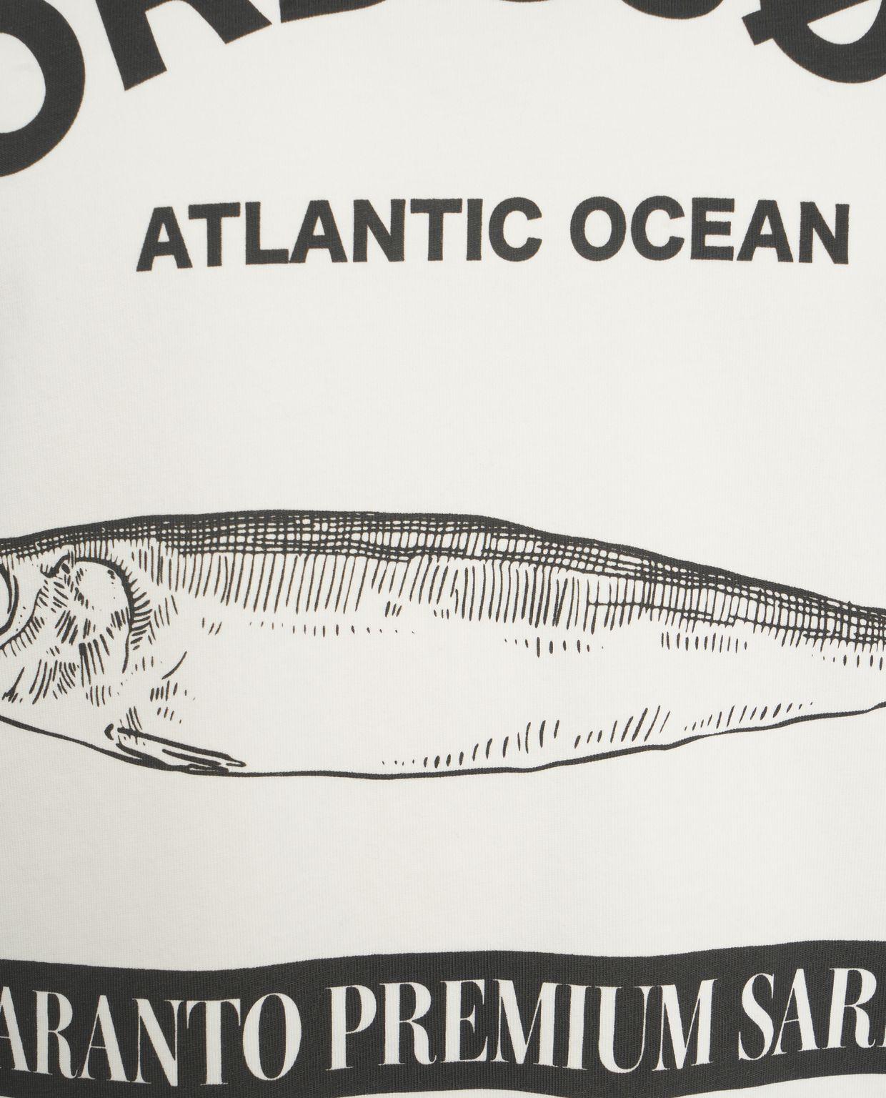 T-shirt with print Product Image