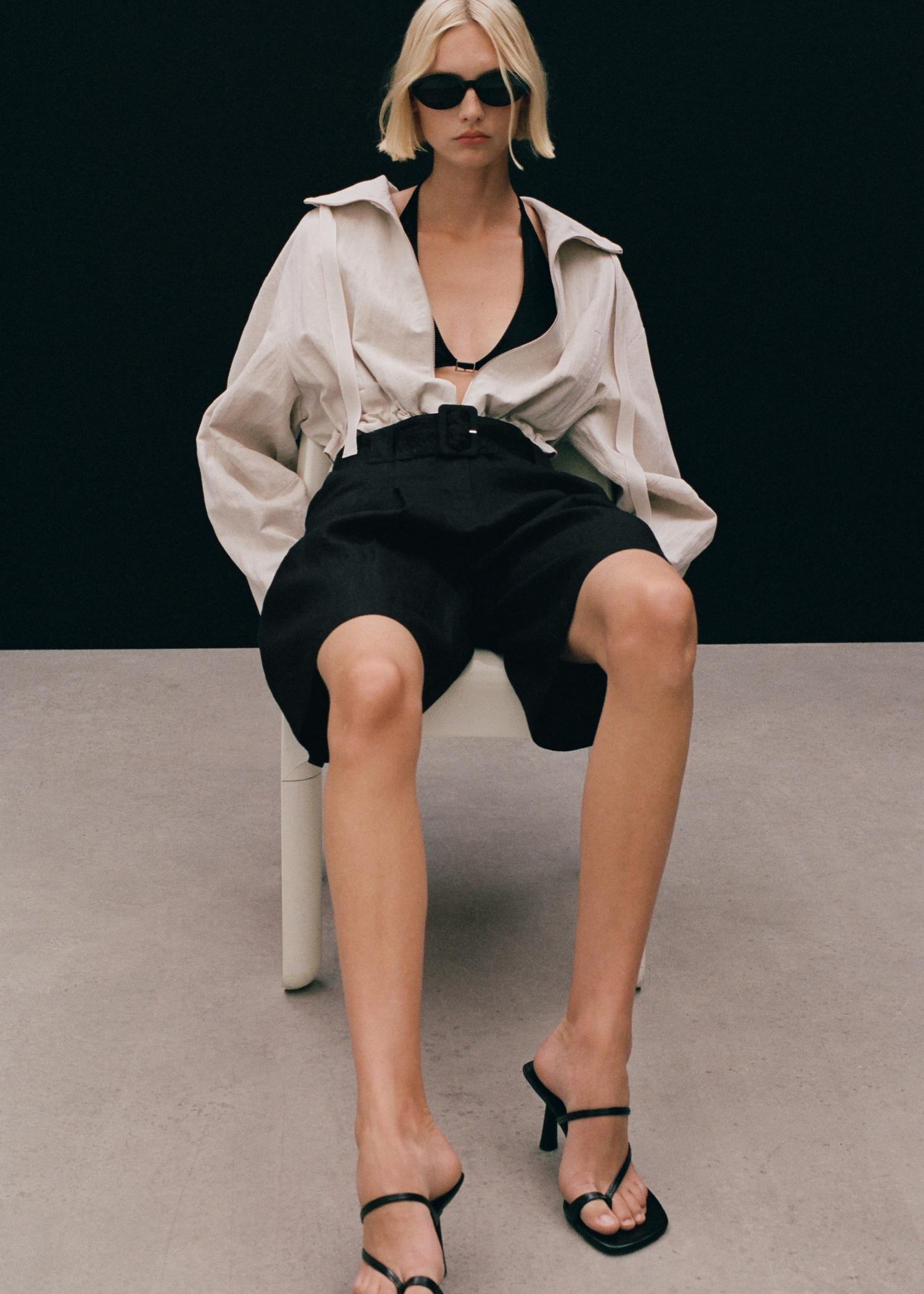 Belt linen-blend Bermuda shorts - Women | MANGO USA Product Image