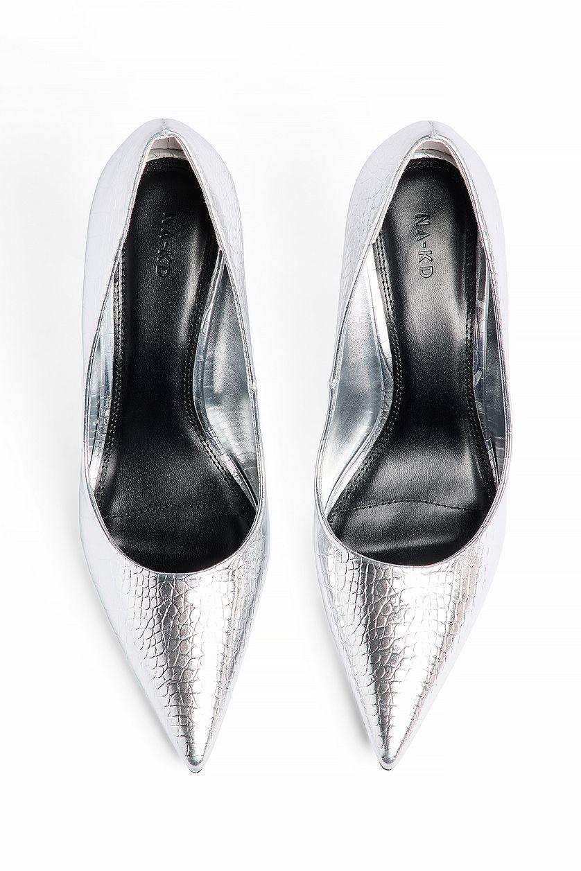 Pointy Pumps Product Image
